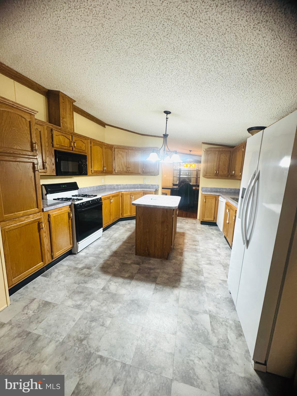 1887 N DELSEA DRIVE 138-HOLLY HOCK