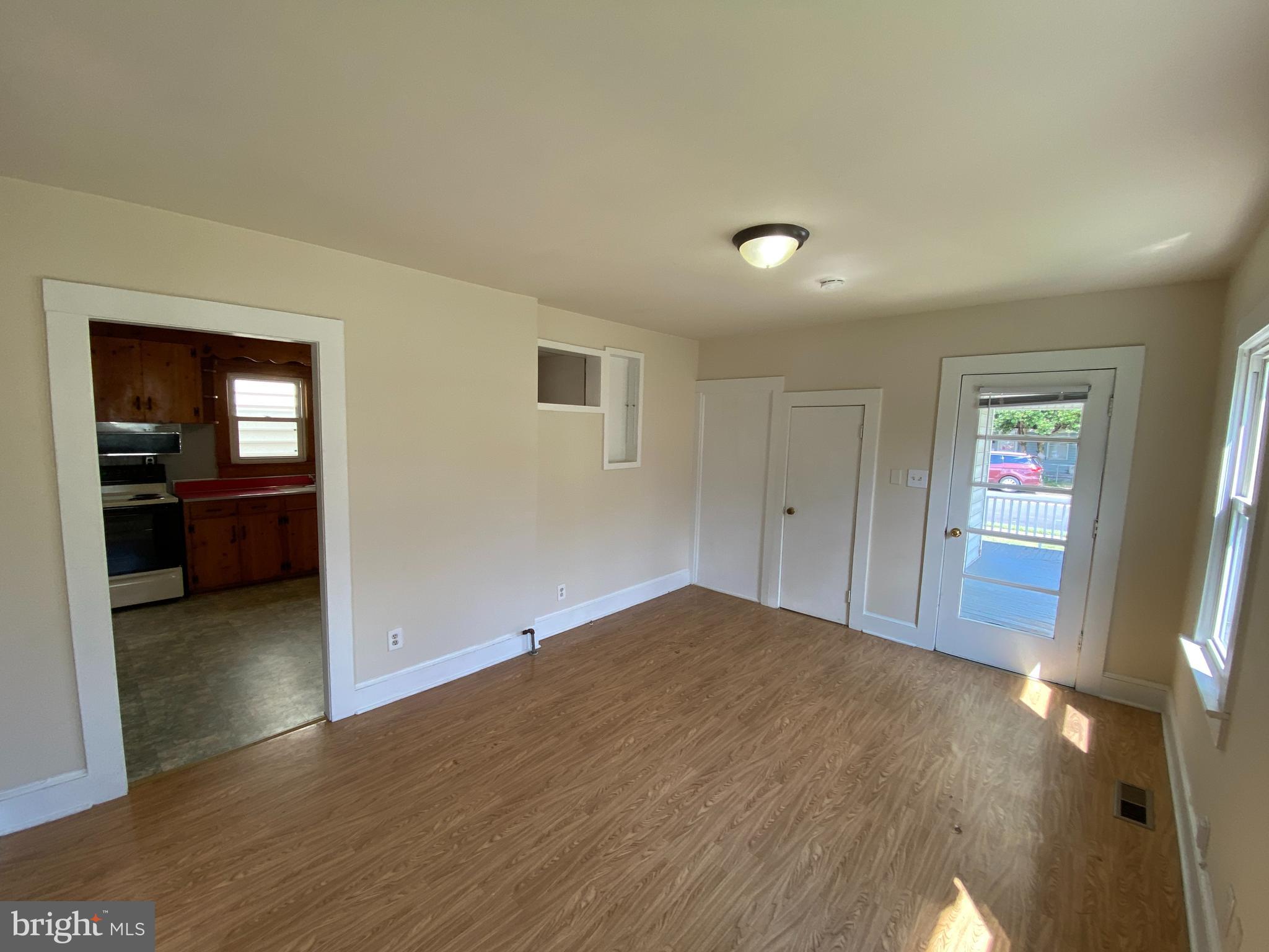 FREDERICKSBURG CITY - Residential Lease