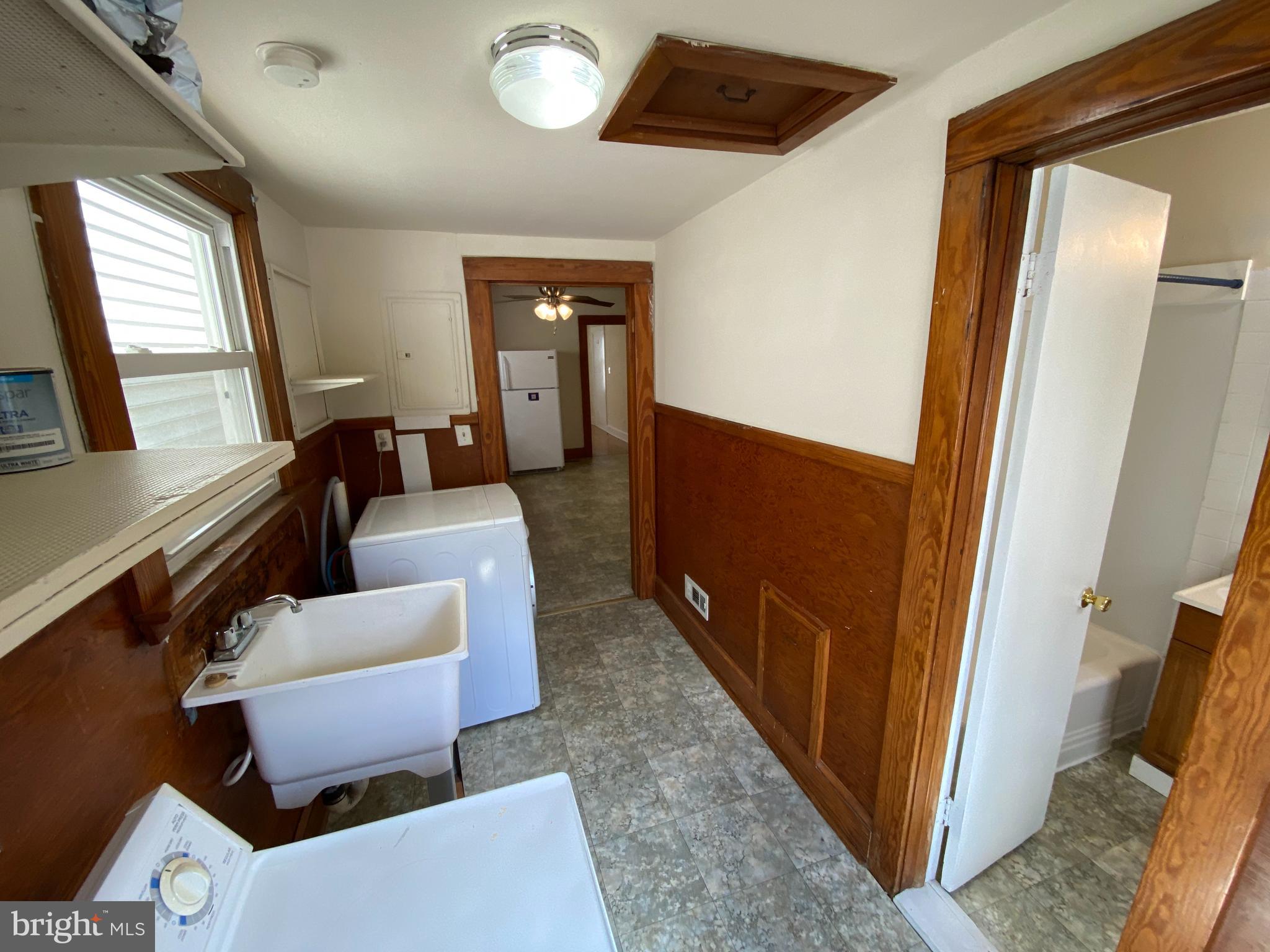 FREDERICKSBURG CITY - Residential Lease