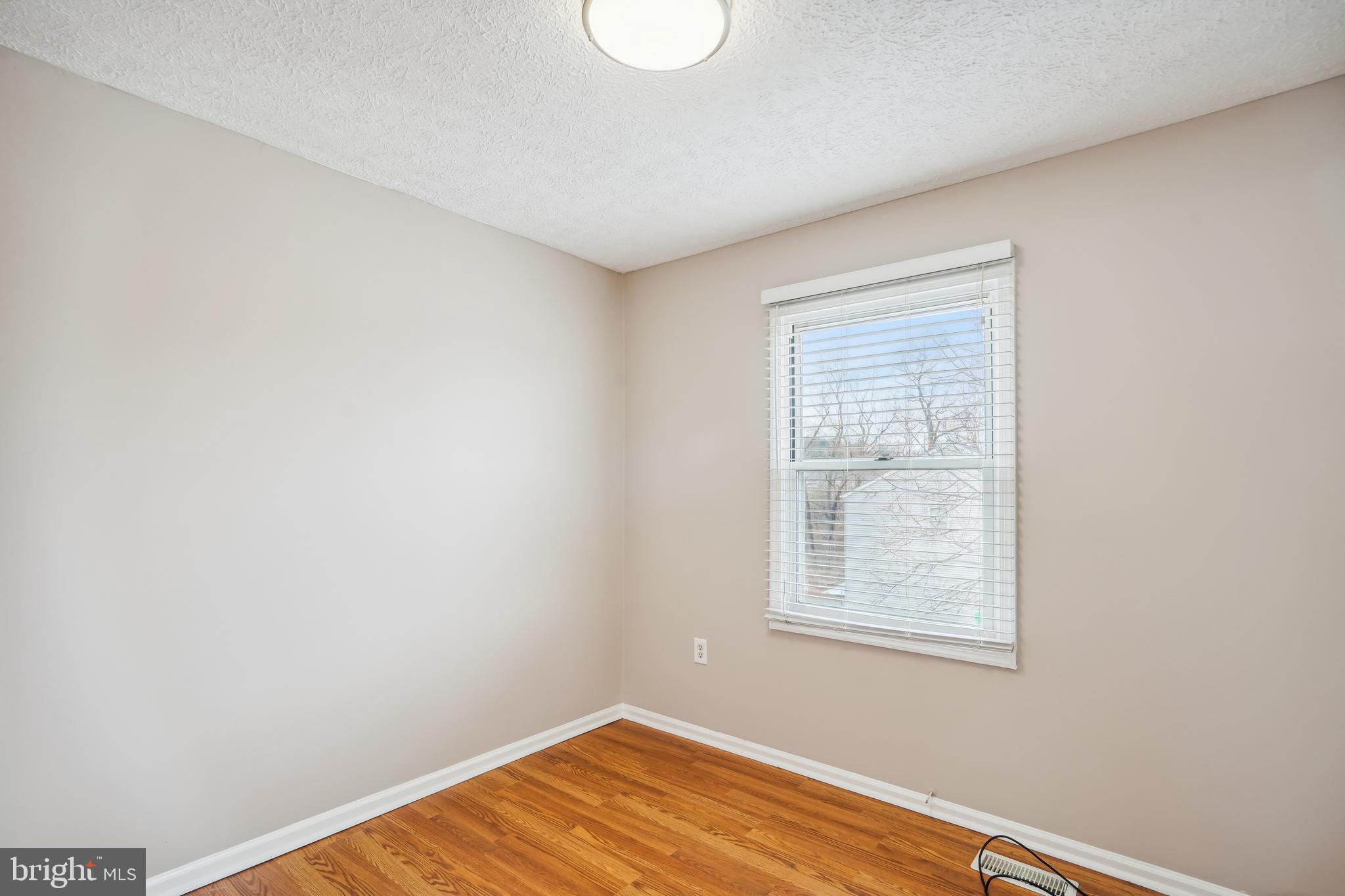 HILLCREST TOWNE - Residential