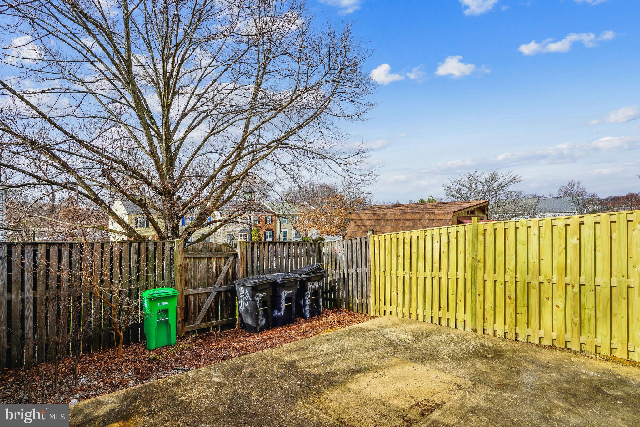 HILLCREST TOWNE - Residential