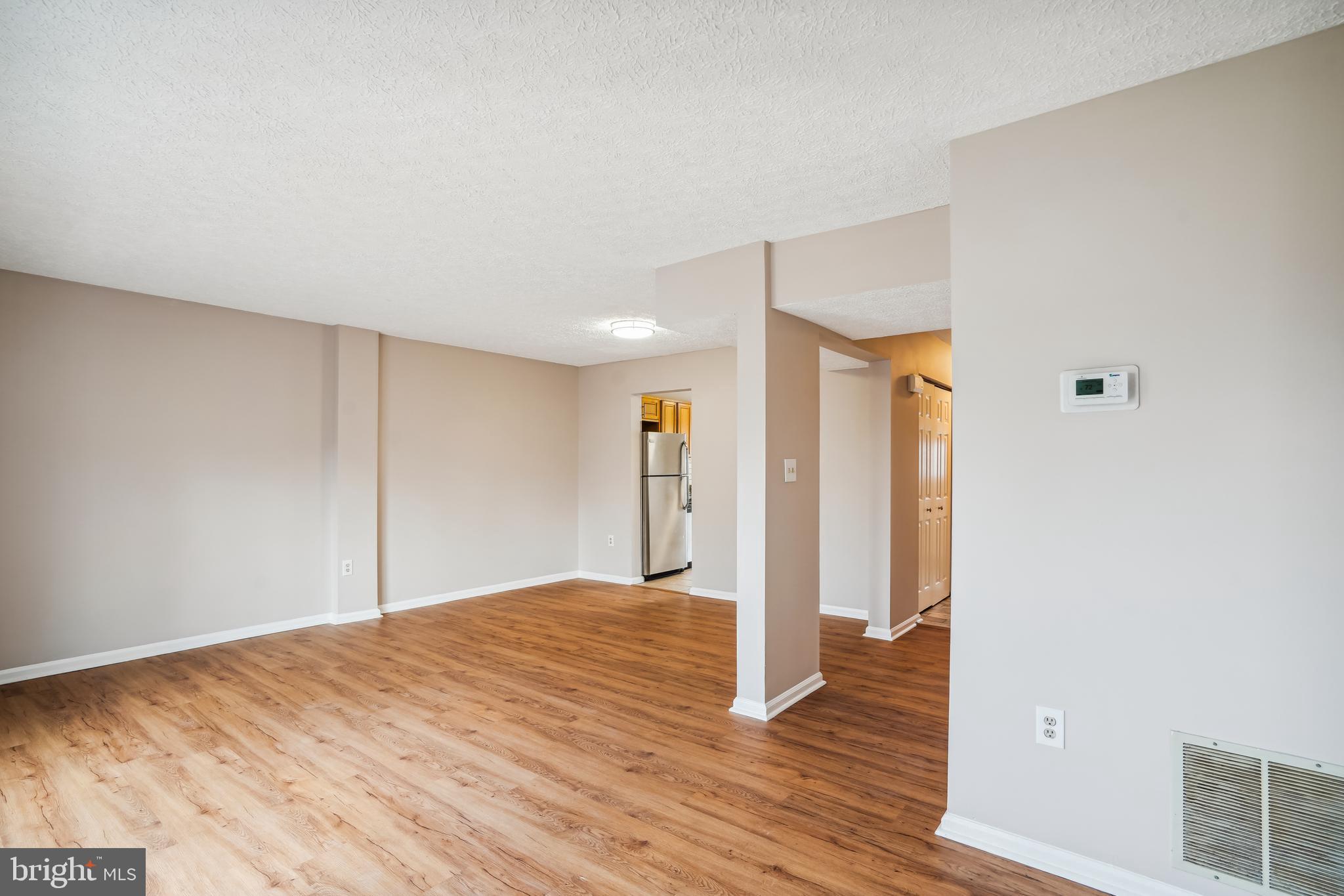 HILLCREST TOWNE - Residential