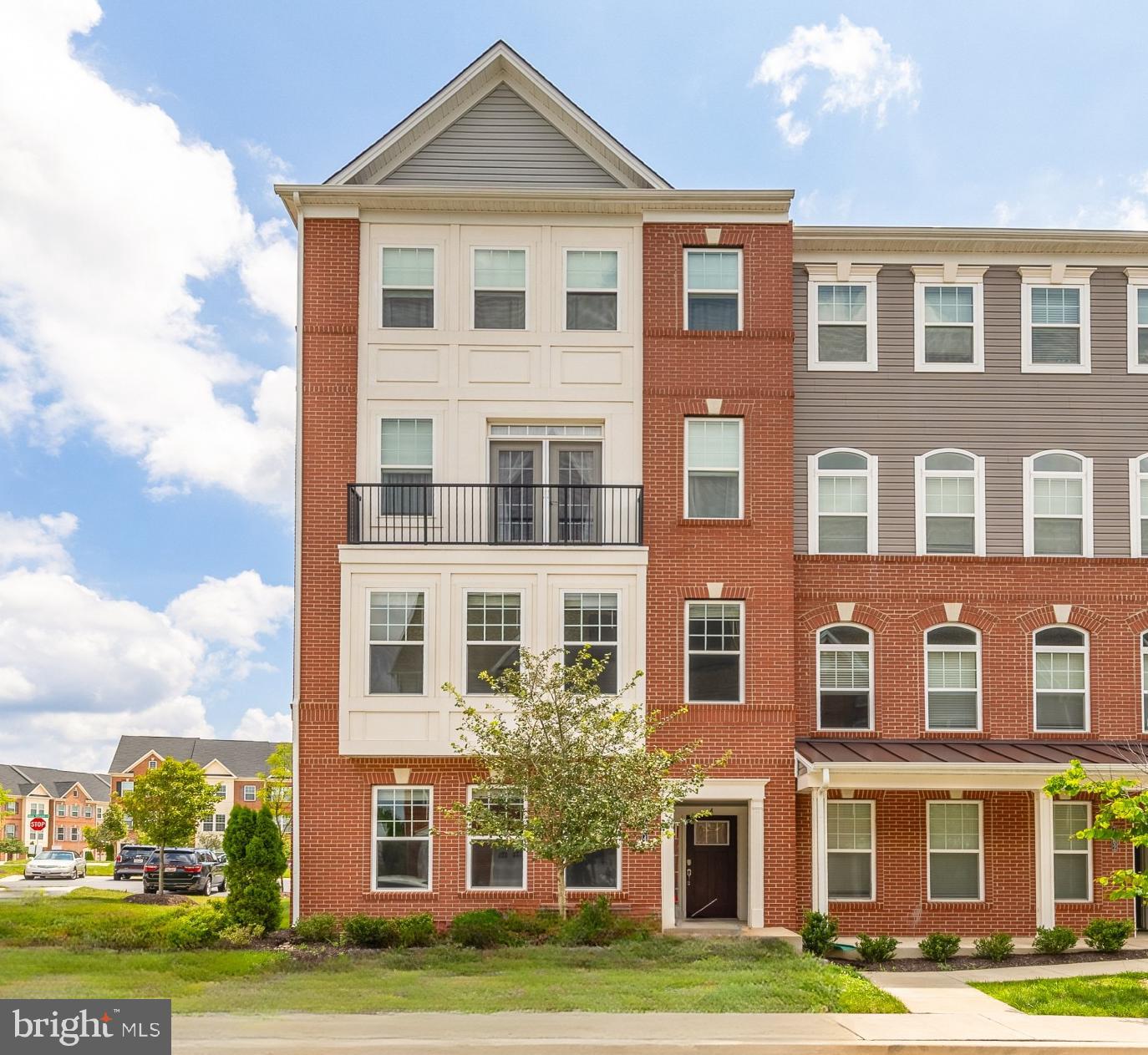 Welcome to this beautifully maintained end-unit townhome in the desirable Blue Stream community of Elkridge, Howard County. Offering a blend of space, natural light, and modern comfort, this 3-bedroom, 2.5-bath residence is ideal for today’s lifestyle.
Step inside to find an inviting open-concept main level, featuring a bright living area, defined dining space, and a stylish kitchen with custom cabinetry, a breakfast bar, and plenty of room to entertain. As an end unit, the home is filled with windows that bring in abundant natural light throughout the day.
Upstairs, the spacious primary suite boasts a tray ceiling, walk-in closet, and private bath. Two additional bedrooms share a well-appointed hall bath, and the convenient upper-level laundry makes everyday living a breeze.
Additional highlights include a one-car garage, thoughtfully designed floor plan, and a prime location just minutes from major commuting routes, shops, and dining. Located within the top-rated Howard County school system, this home offers both convenience and quality.