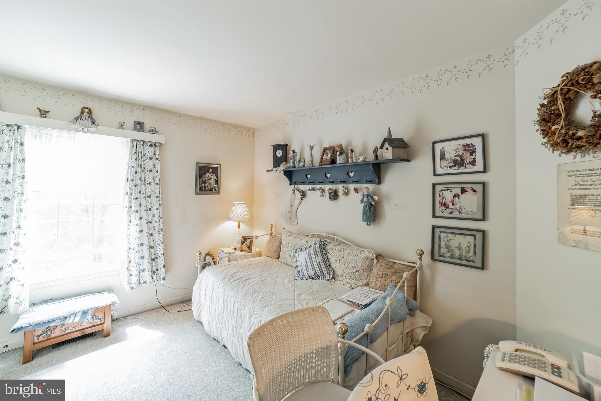 HILLSMERE ESTATES - Residential