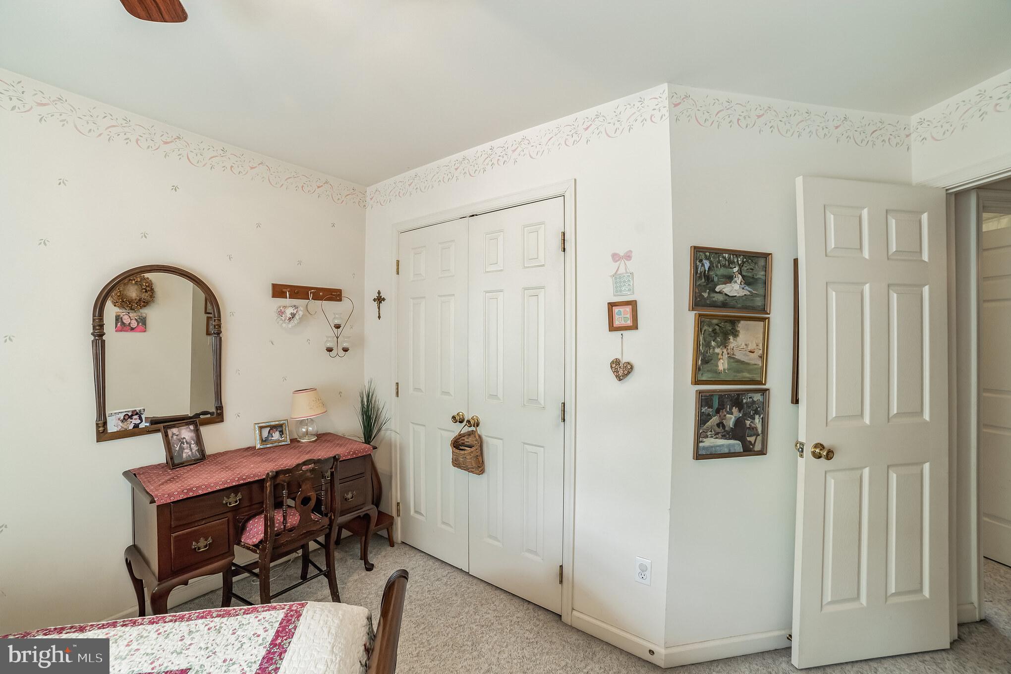 HILLSMERE ESTATES - Residential