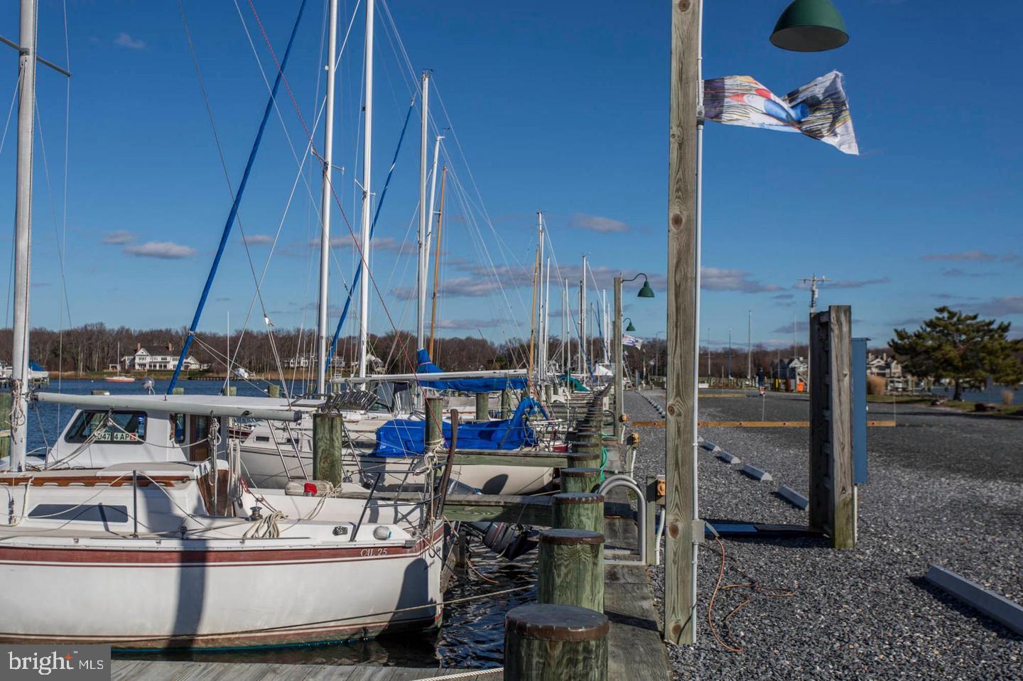 HILLSMERE ESTATES - Residential