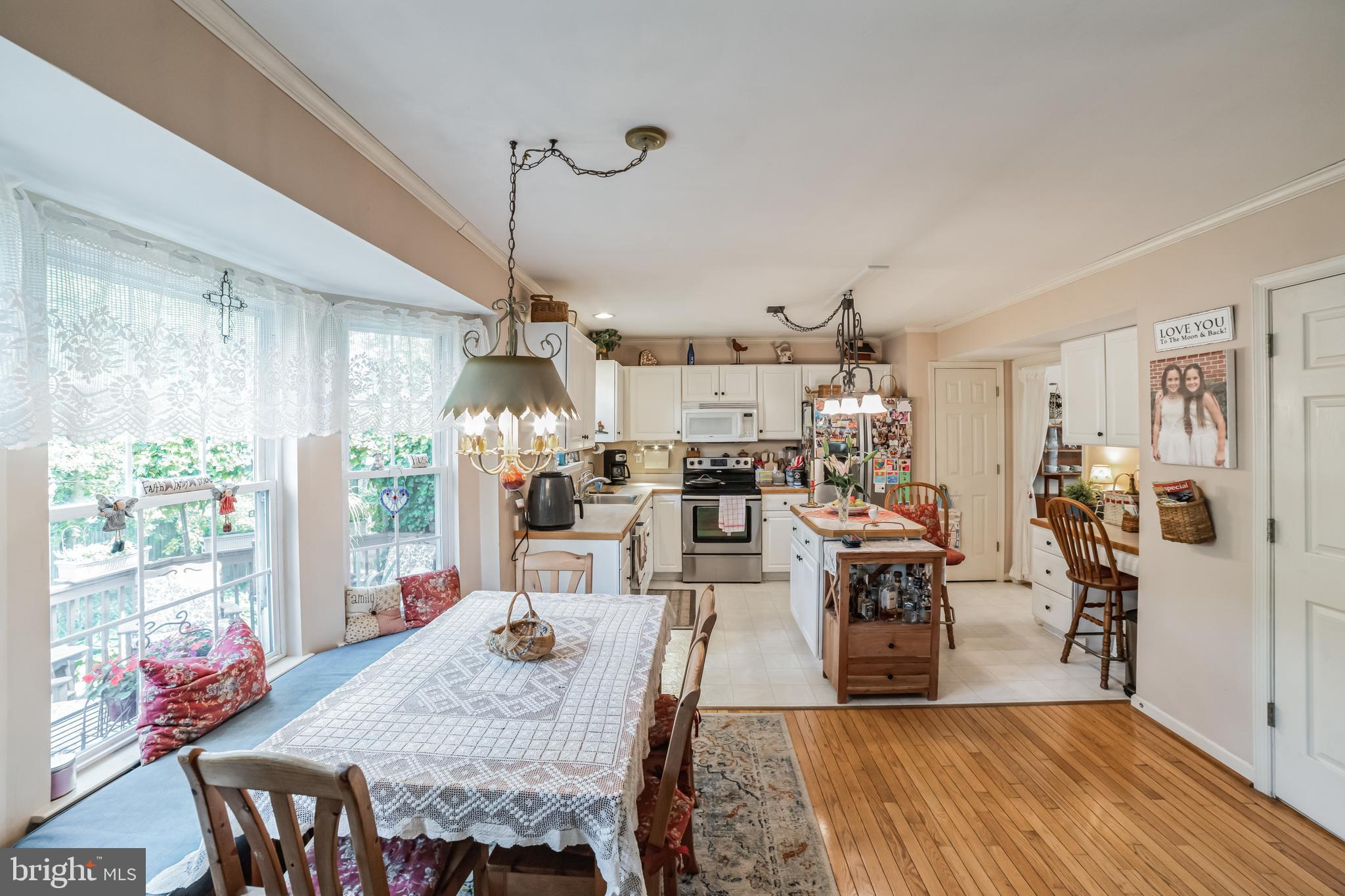 HILLSMERE ESTATES - Residential