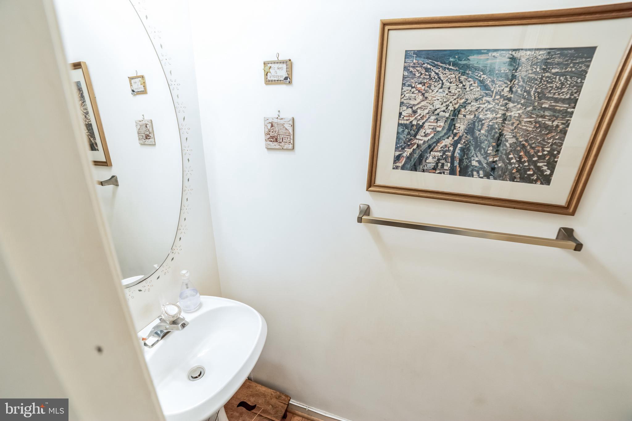 HILLSMERE ESTATES - Residential