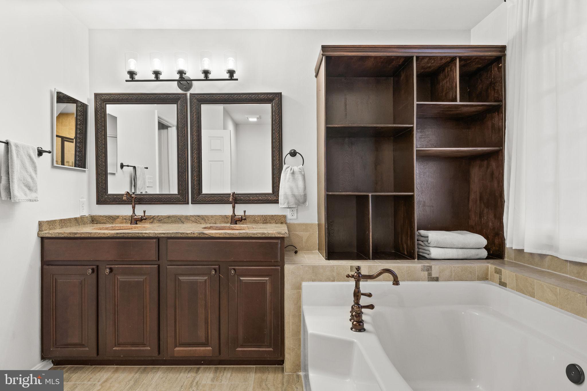 CARDINAL FOREST - Residential