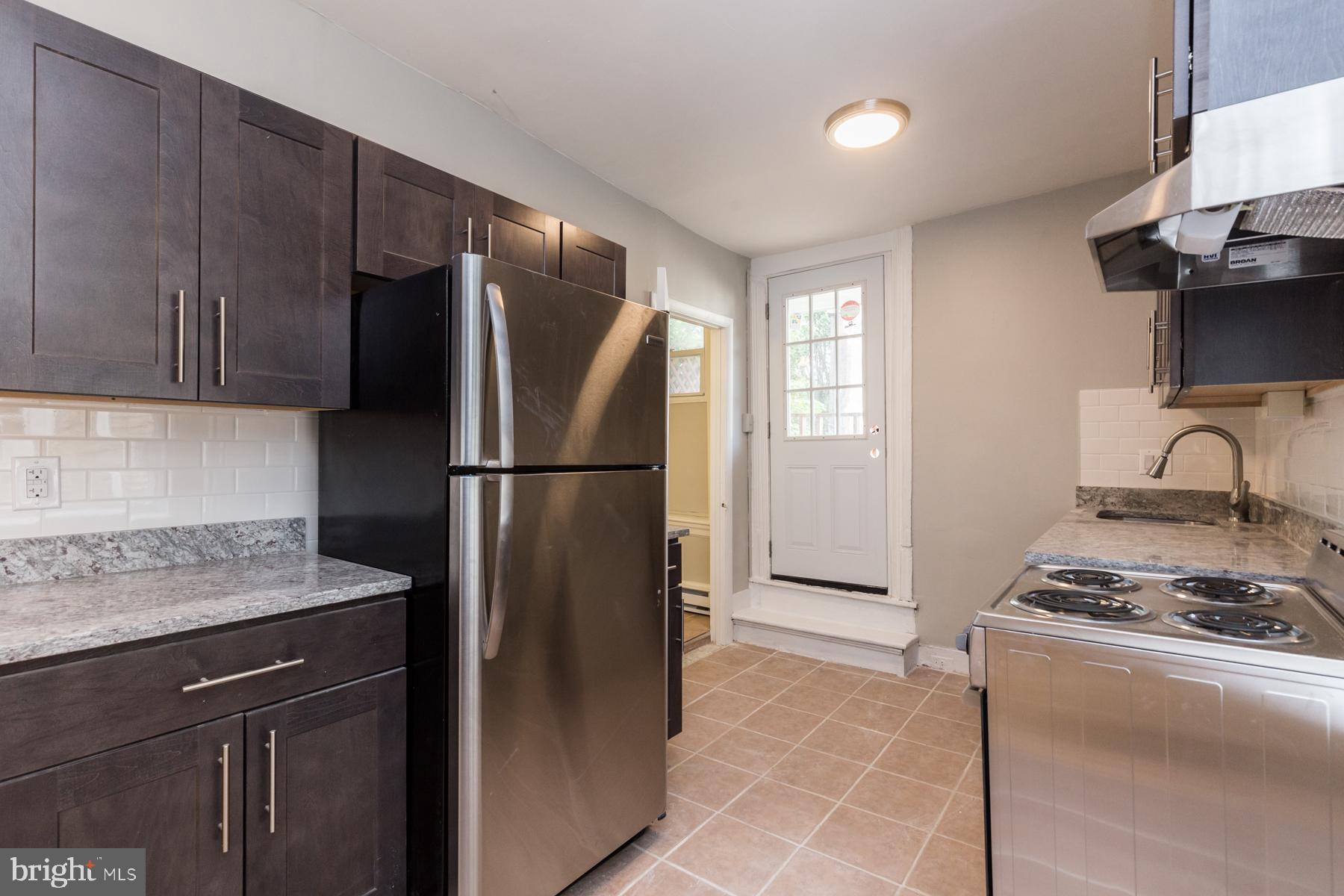 LUDLOW - Residential Lease