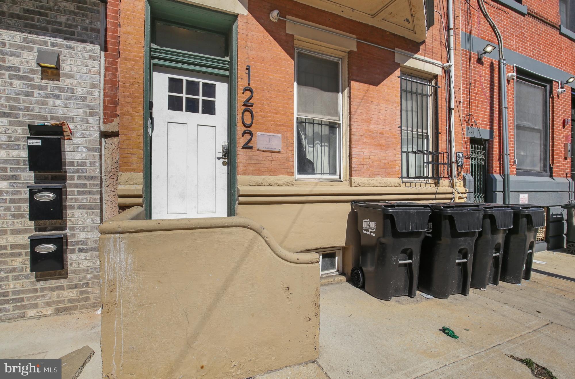 LUDLOW - Residential Lease