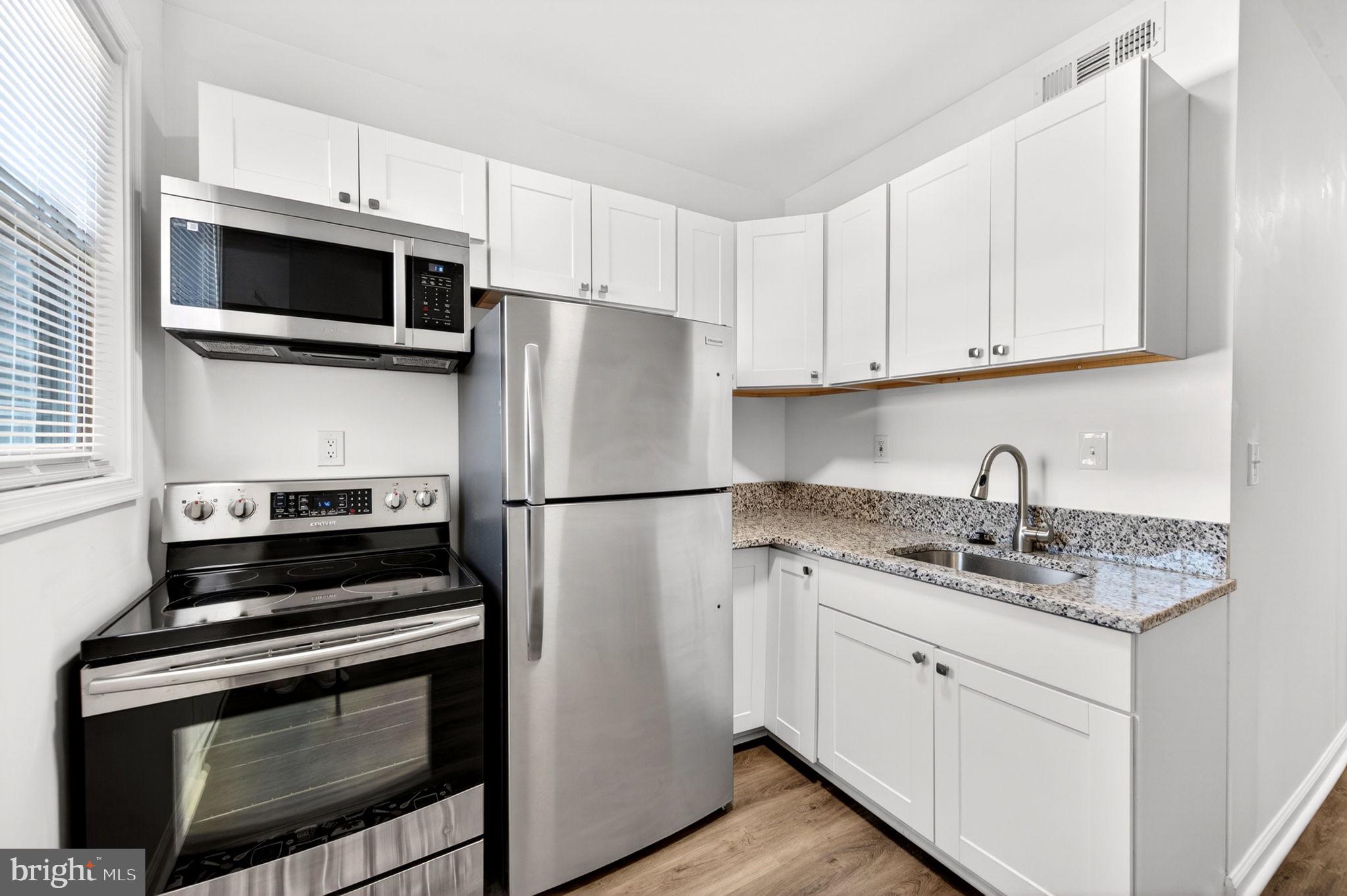 MILL HILL - Residential