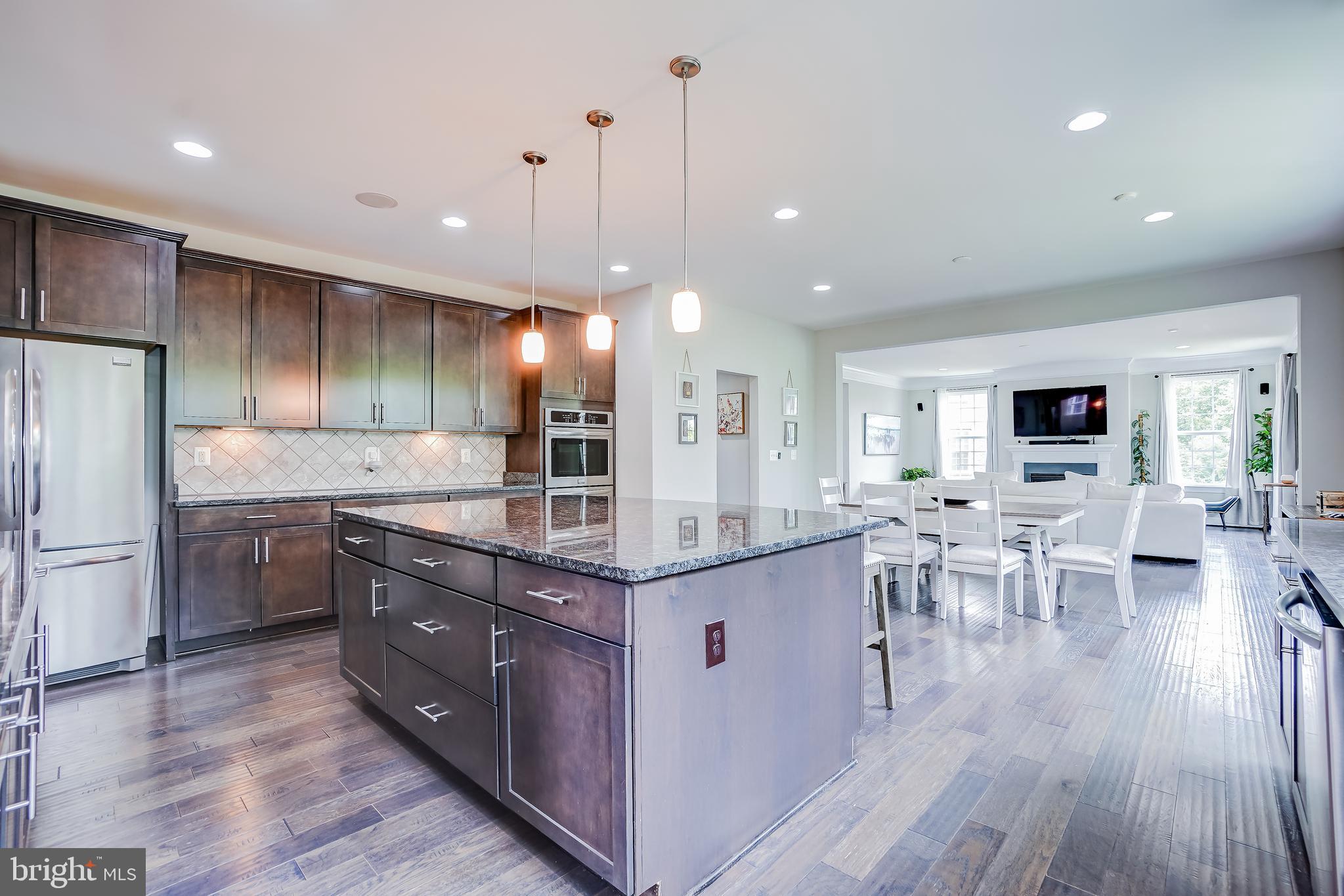 SUMMIT OAKS - Residential