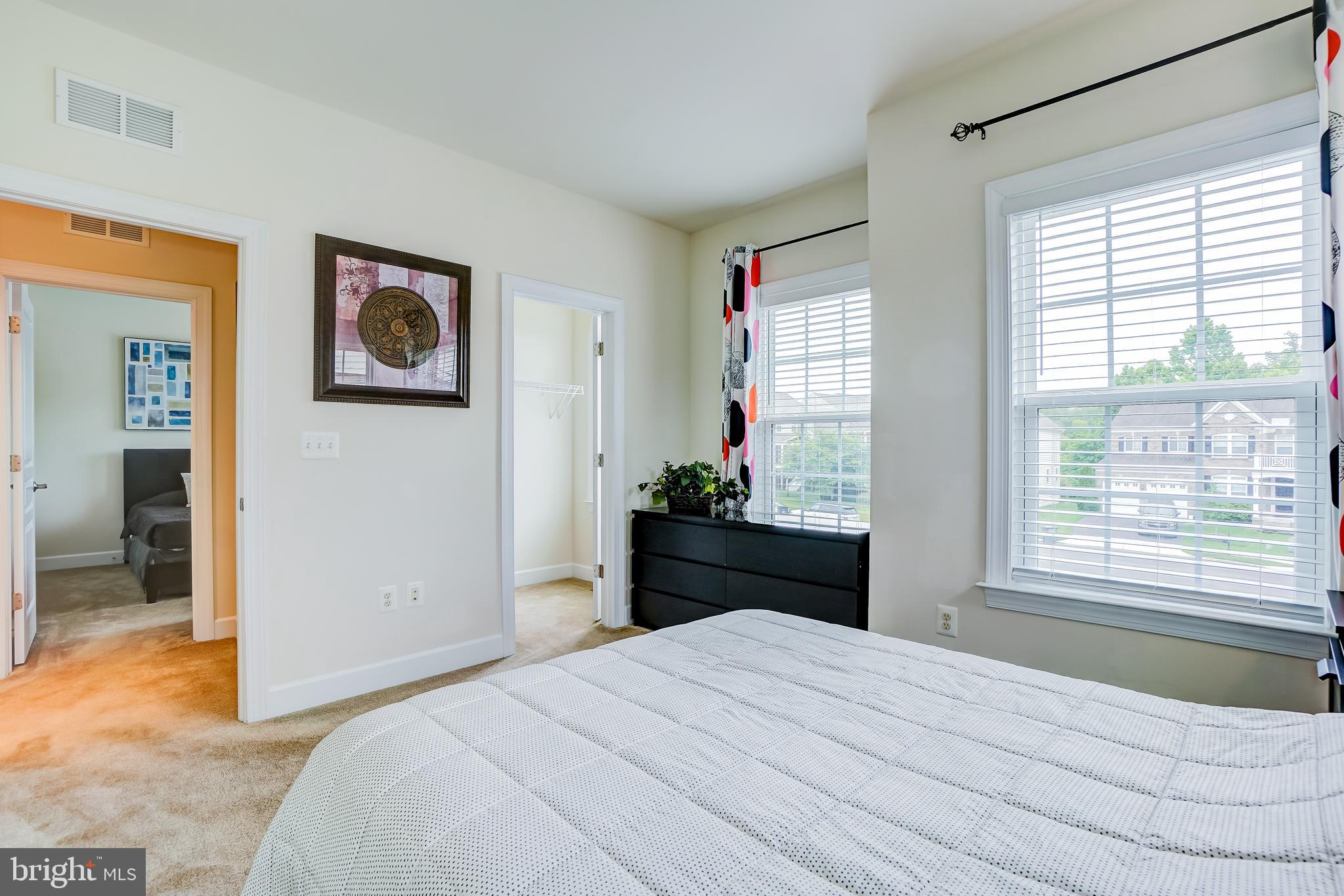 SUMMIT OAKS - Residential