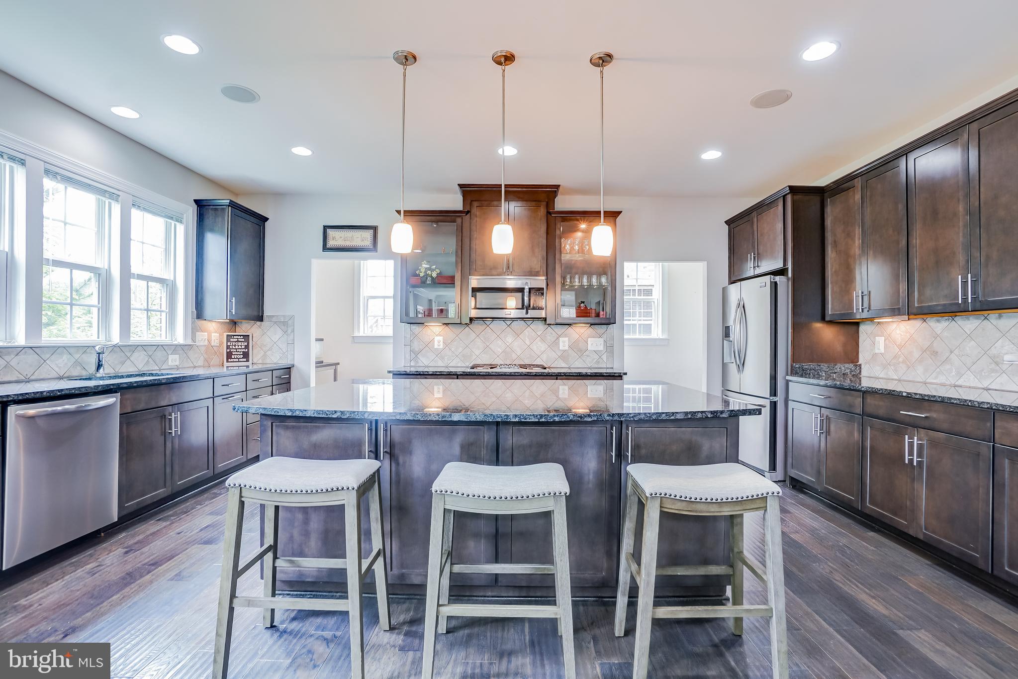 SUMMIT OAKS - Residential