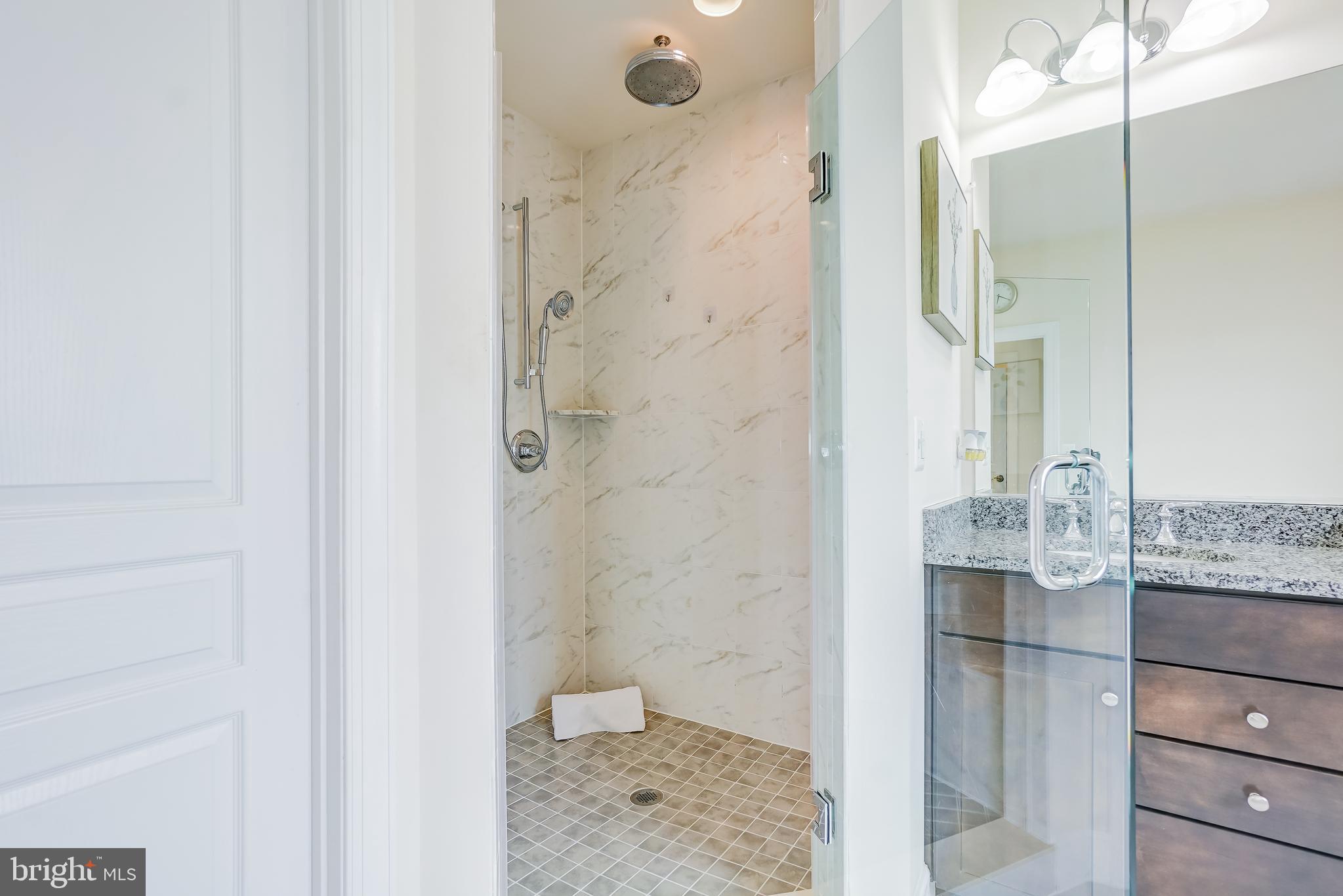 SUMMIT OAKS - Residential