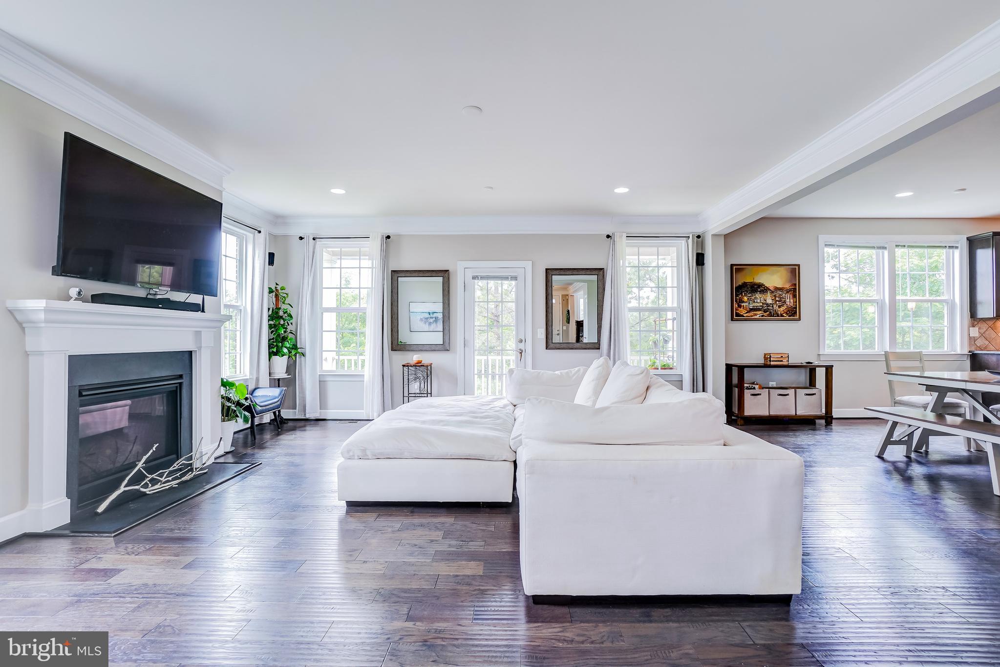 SUMMIT OAKS - Residential