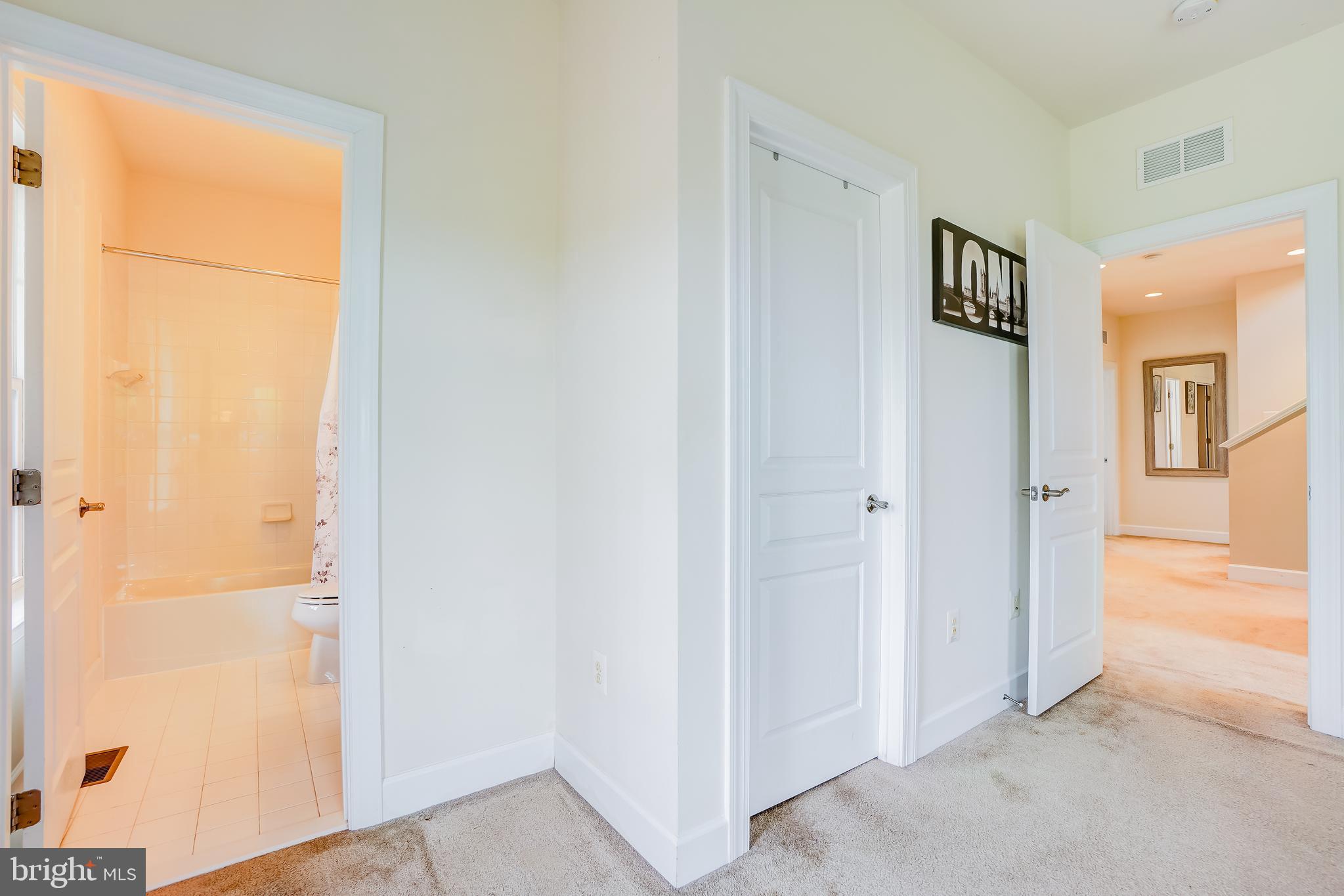 SUMMIT OAKS - Residential