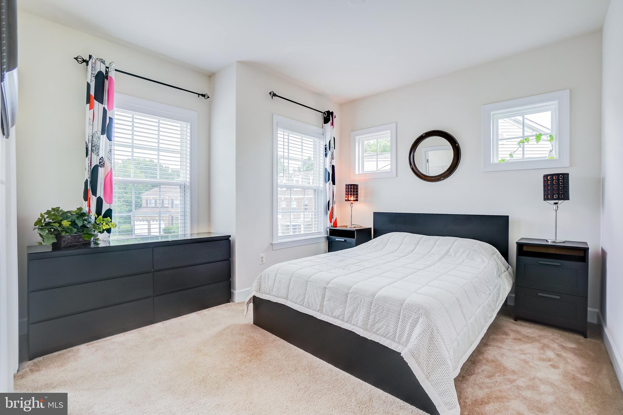 SUMMIT OAKS - Residential