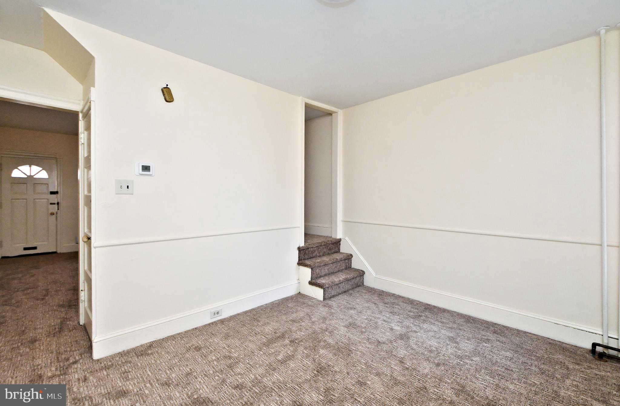 ROXBOROUGH - Residential