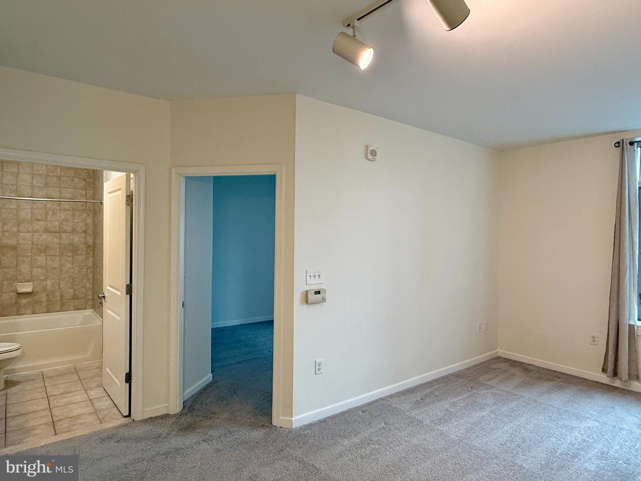 ONE INDEPENDENCE PLAZA - Residential