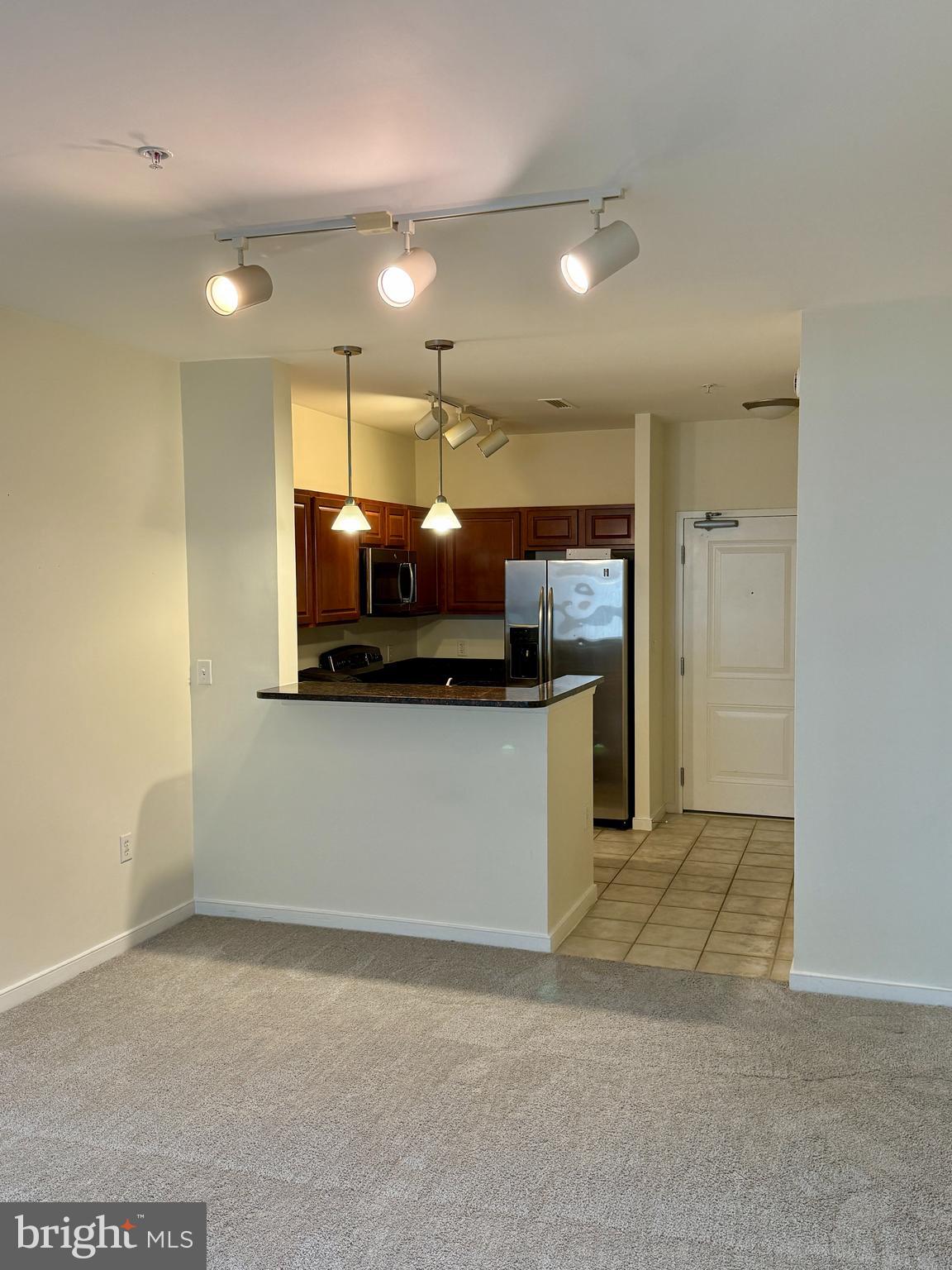 ONE INDEPENDENCE PLAZA - Residential