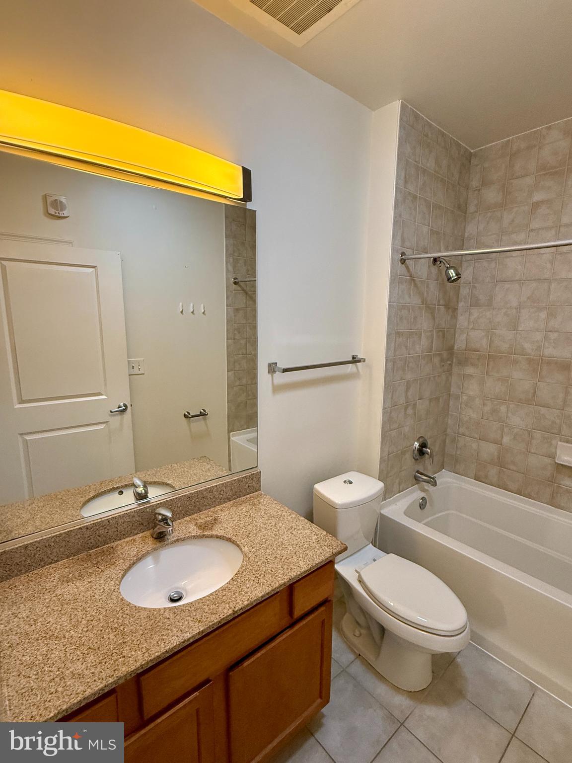 ONE INDEPENDENCE PLAZA - Residential