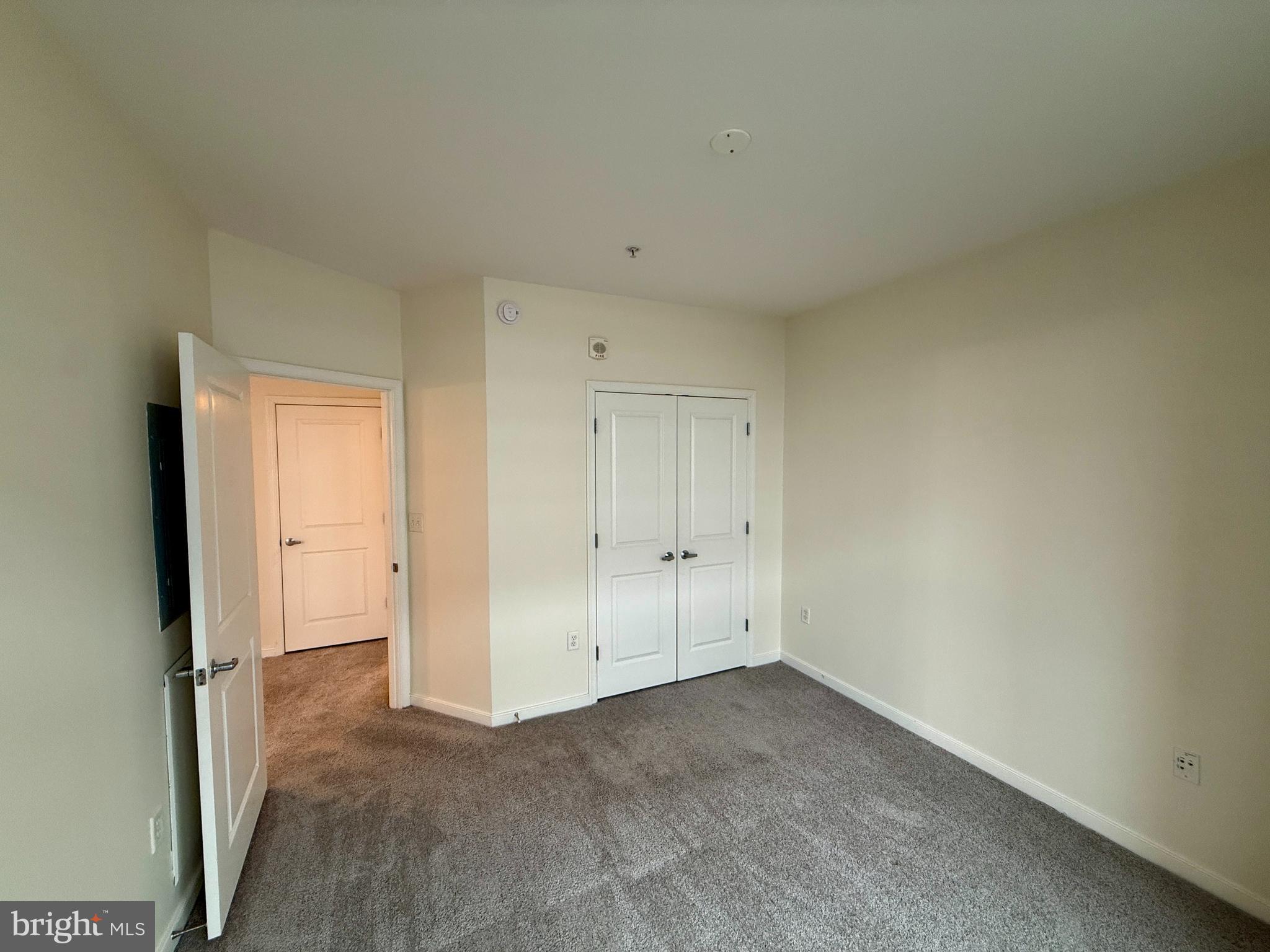 ONE INDEPENDENCE PLAZA - Residential