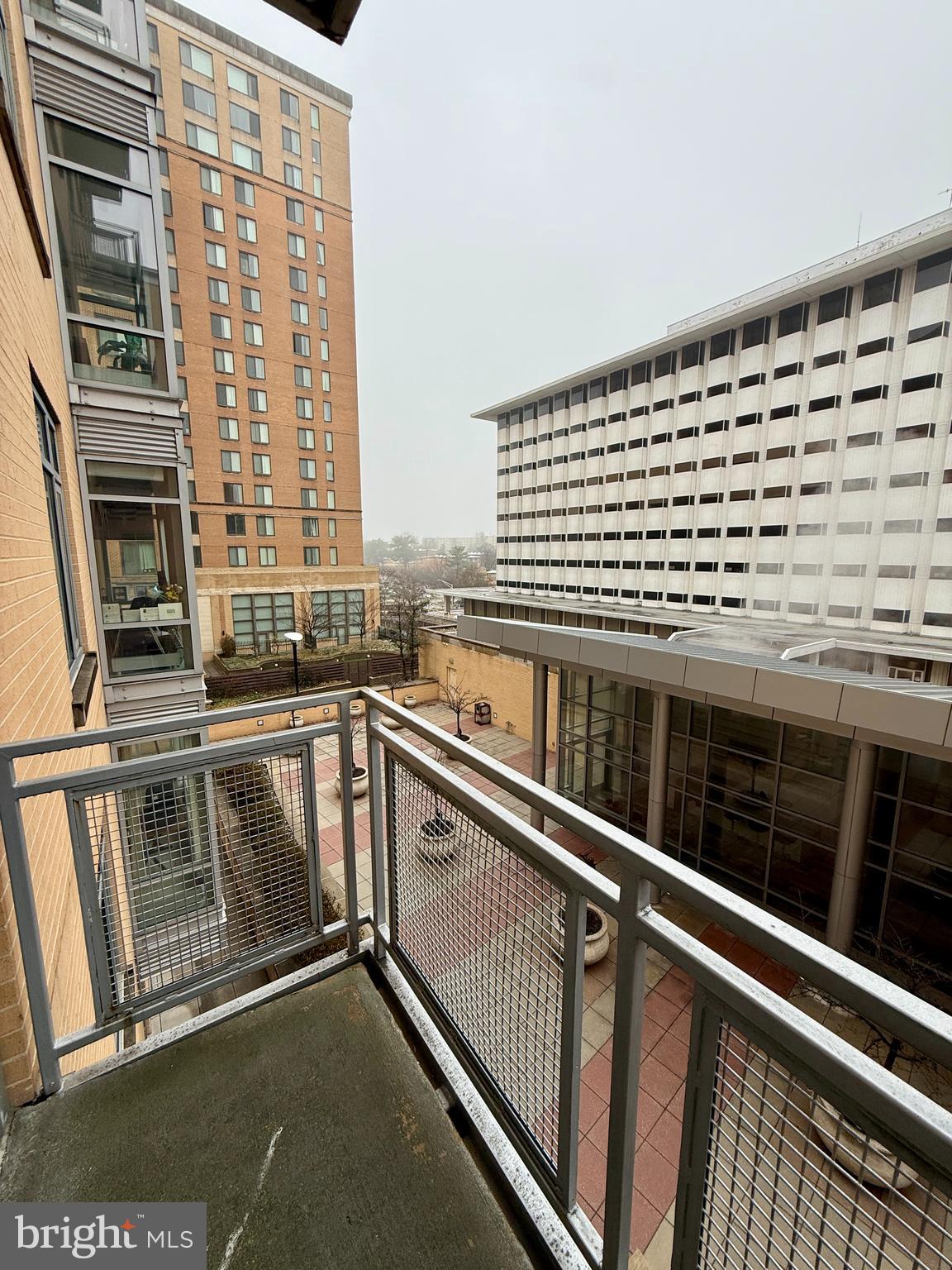 ONE INDEPENDENCE PLAZA - Residential