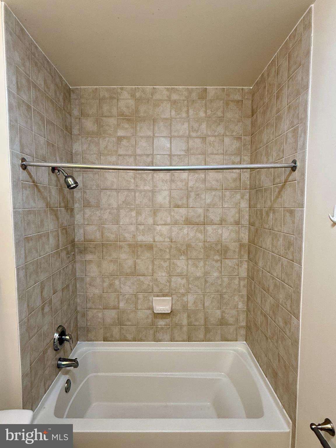 ONE INDEPENDENCE PLAZA - Residential