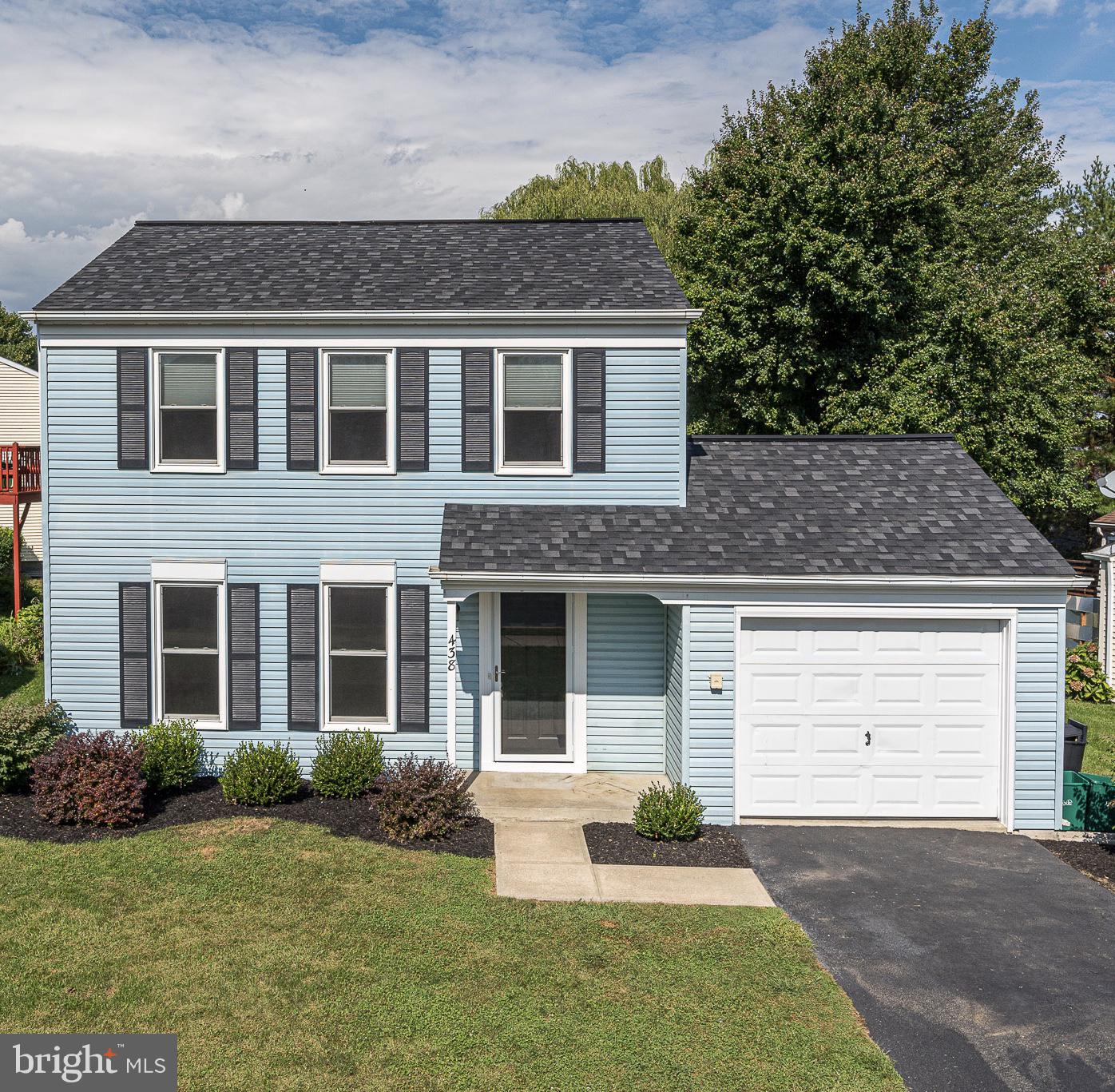 CAMBRIDGE VILLAGE - Residential