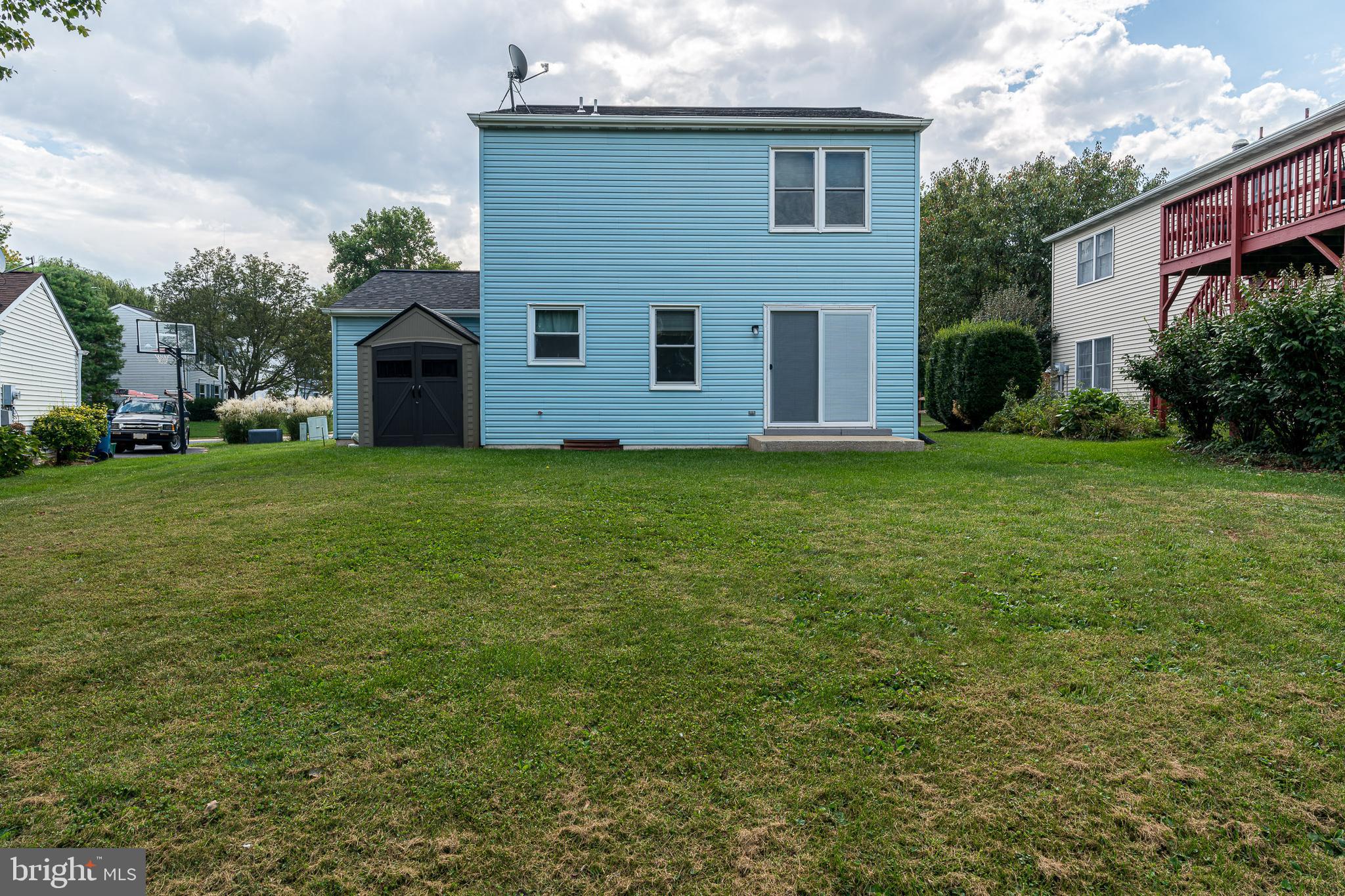 CAMBRIDGE VILLAGE - Residential