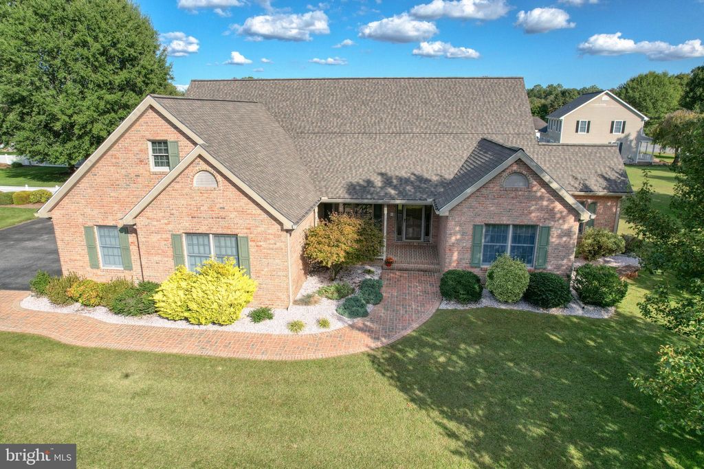 Photo of 205 Scarlet Circle, DOVER, DE 19904 (MLS # DEKT2041316)