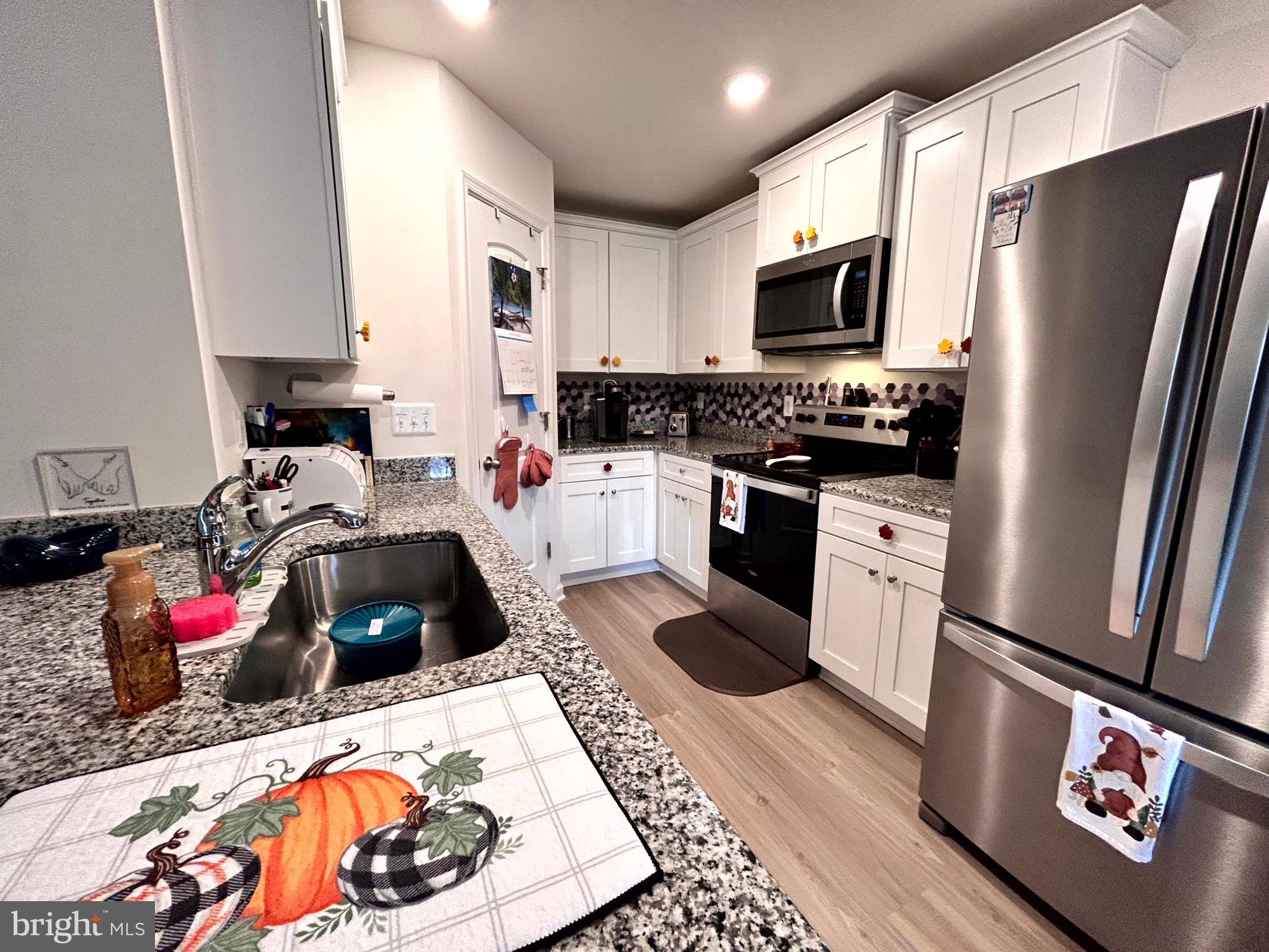 BROOKFIELD - Residential