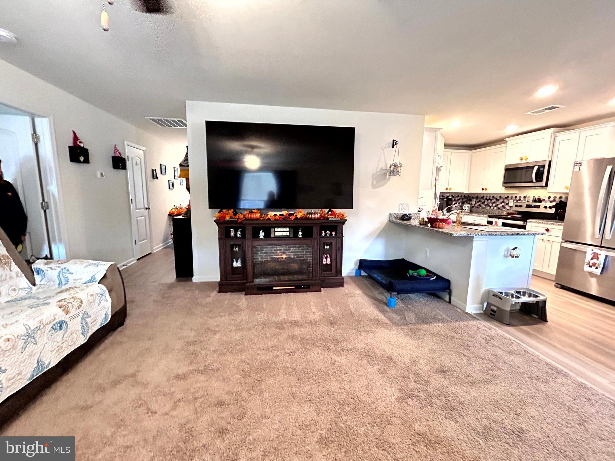 BROOKFIELD - Residential