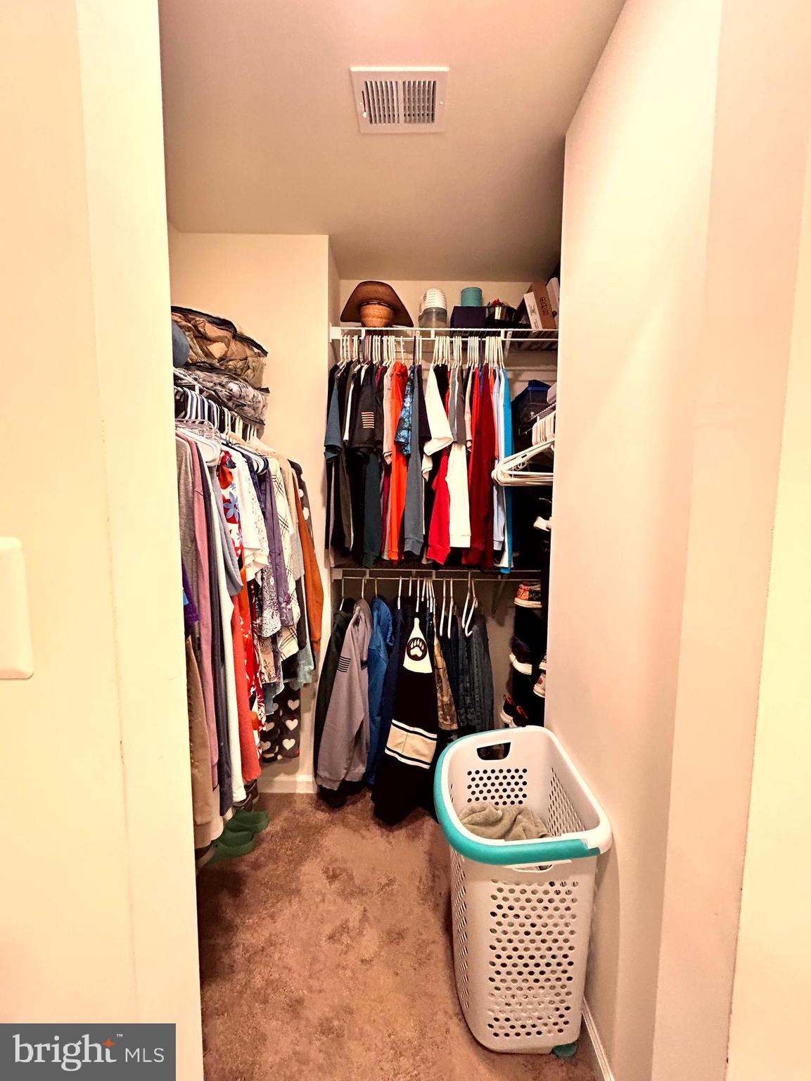 BROOKFIELD - Residential