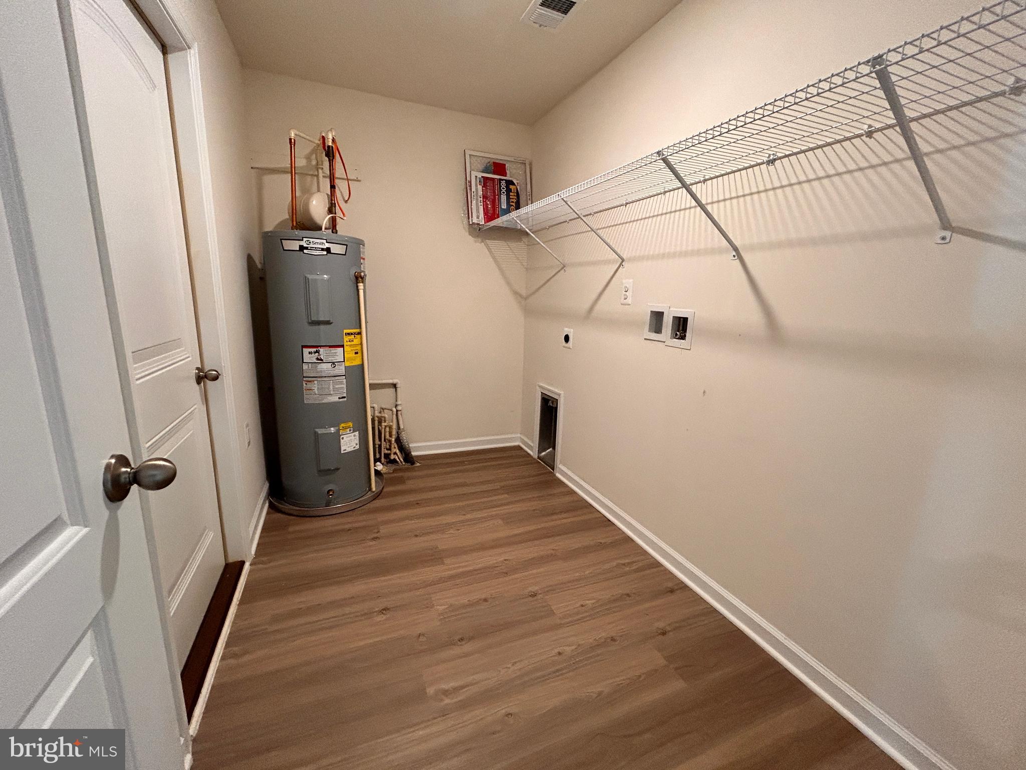 BROOKFIELD - Residential