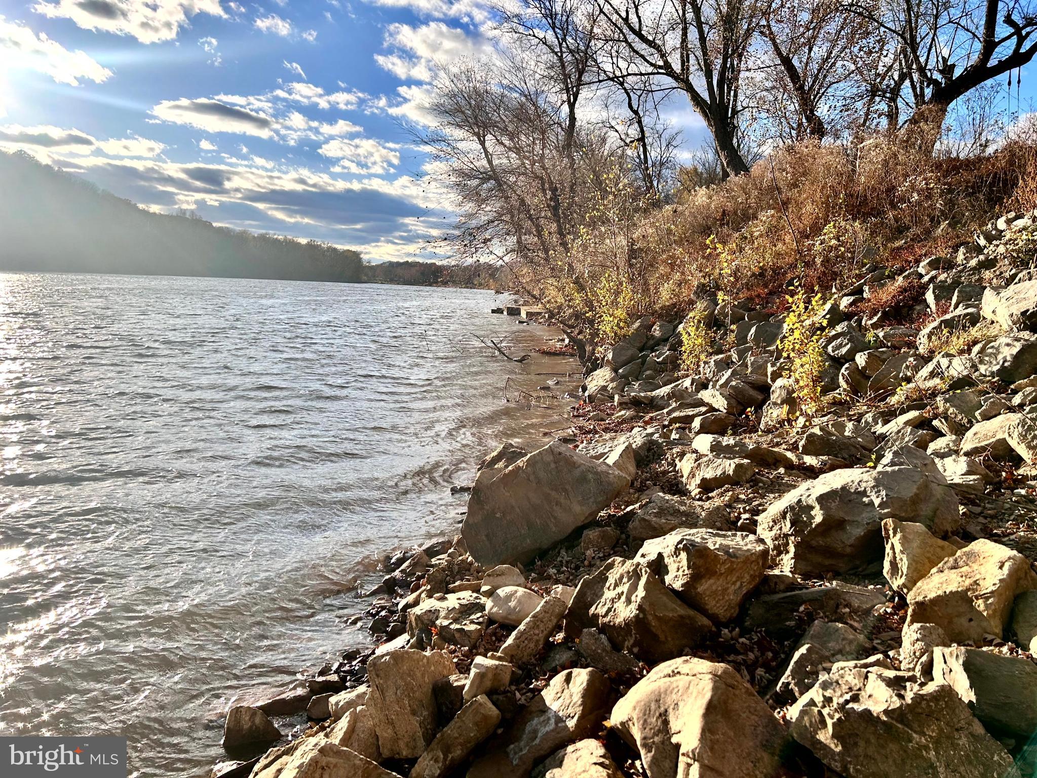 BROOKFIELD - Residential