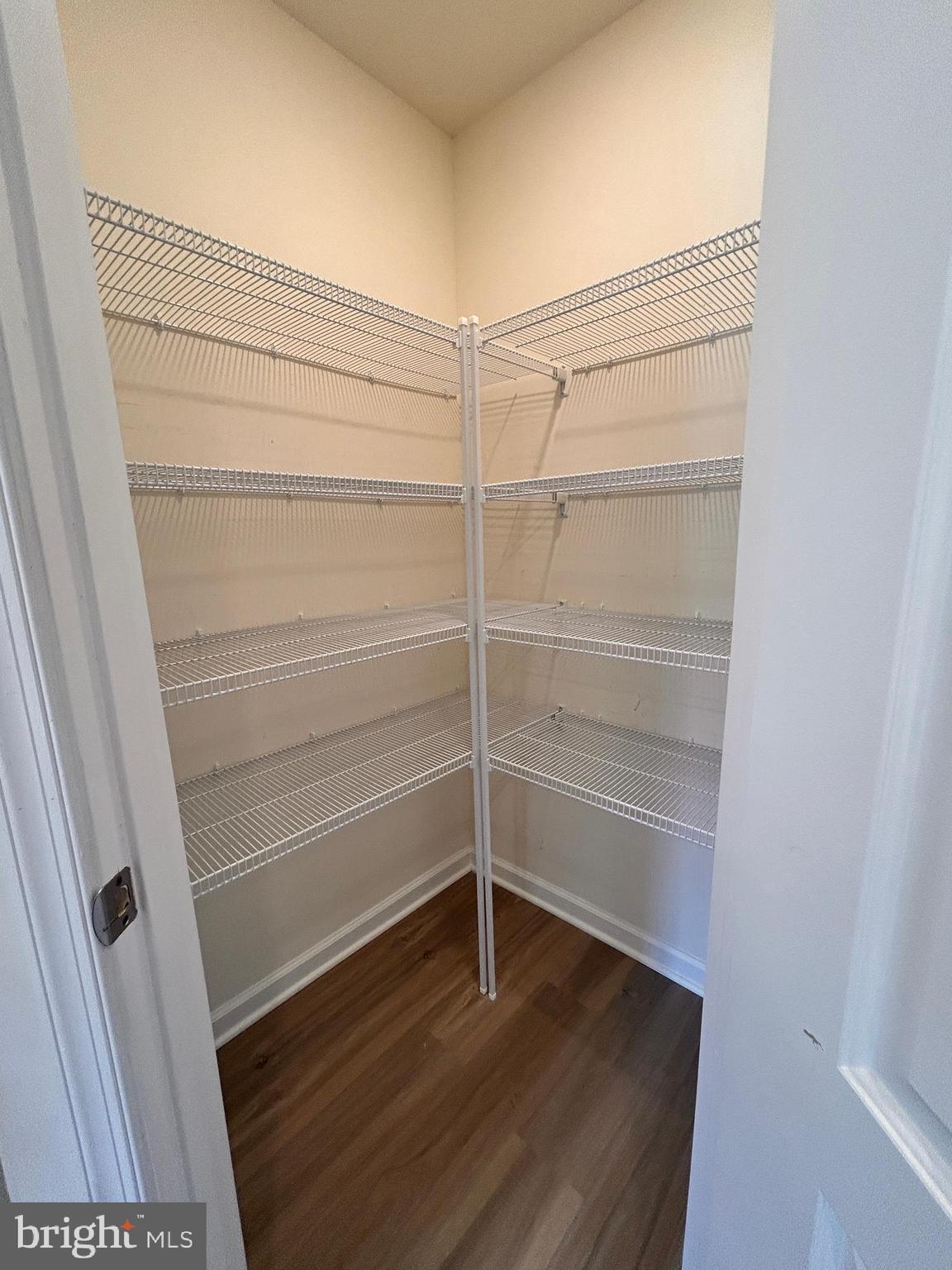 BROOKFIELD - Residential