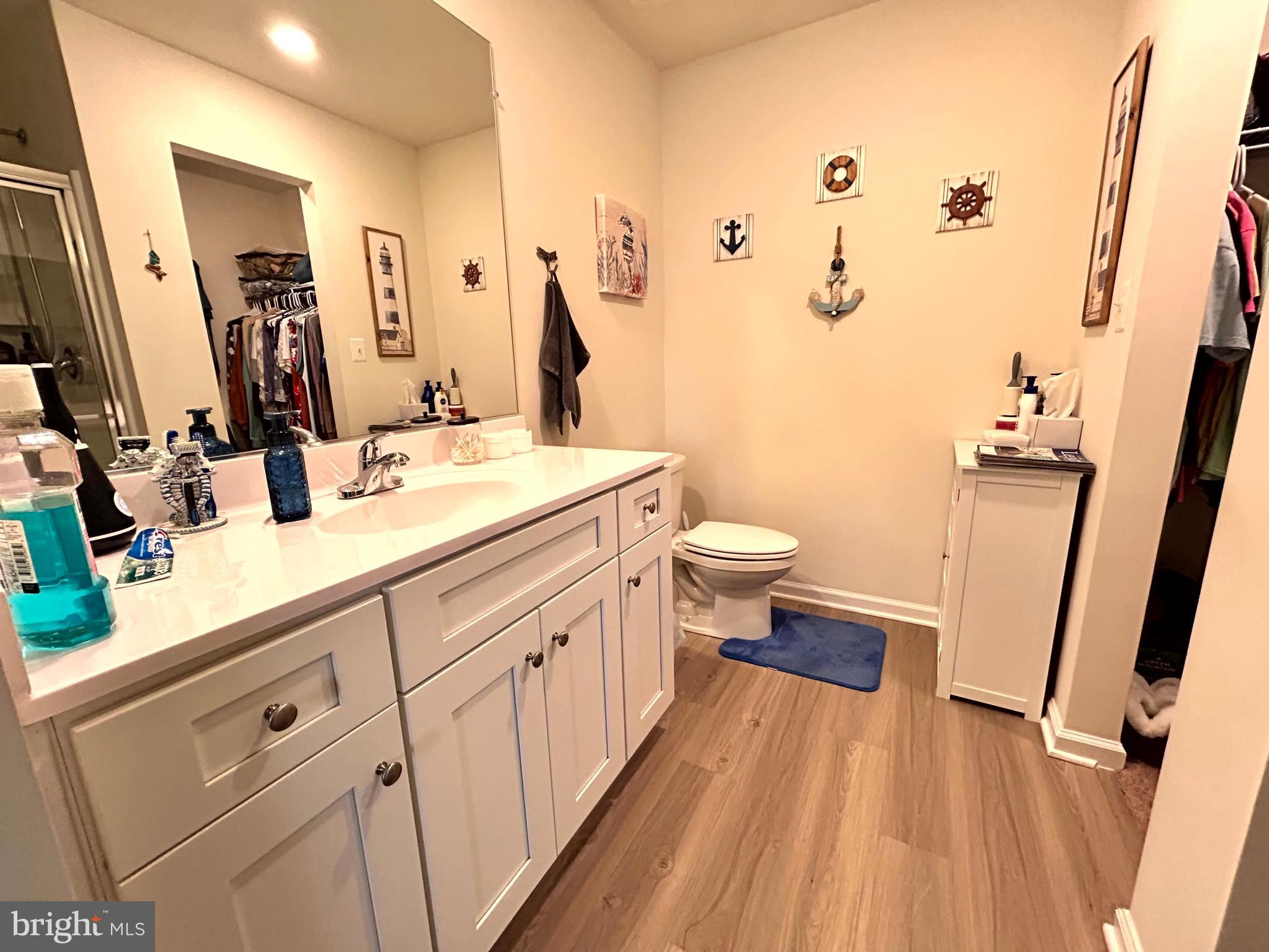 BROOKFIELD - Residential