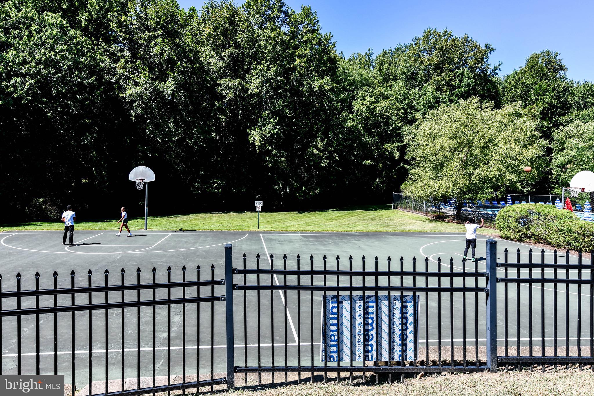 COVINGTON - Residential