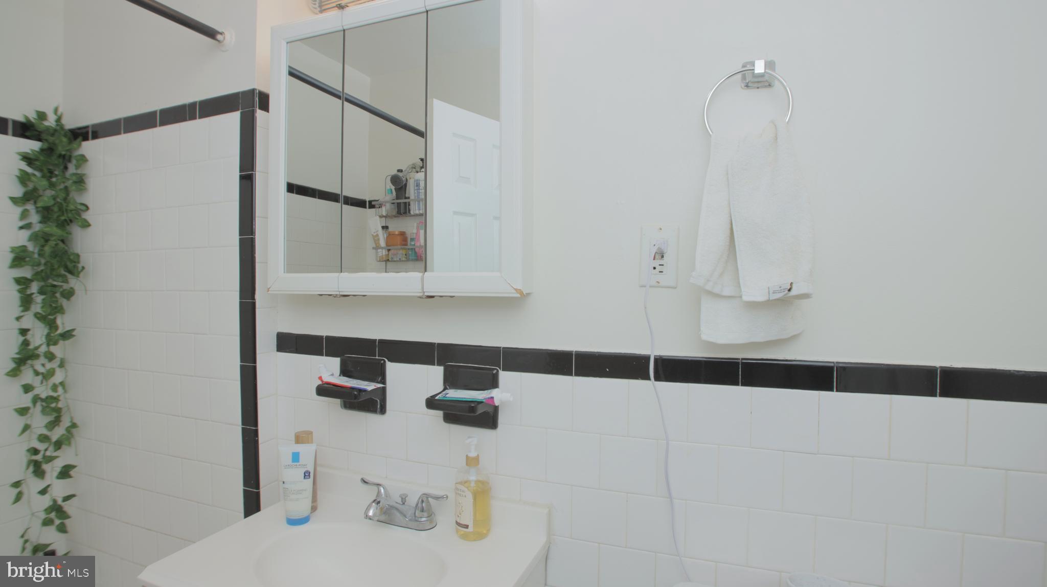 MONTPELIER VILLAGE - Residential