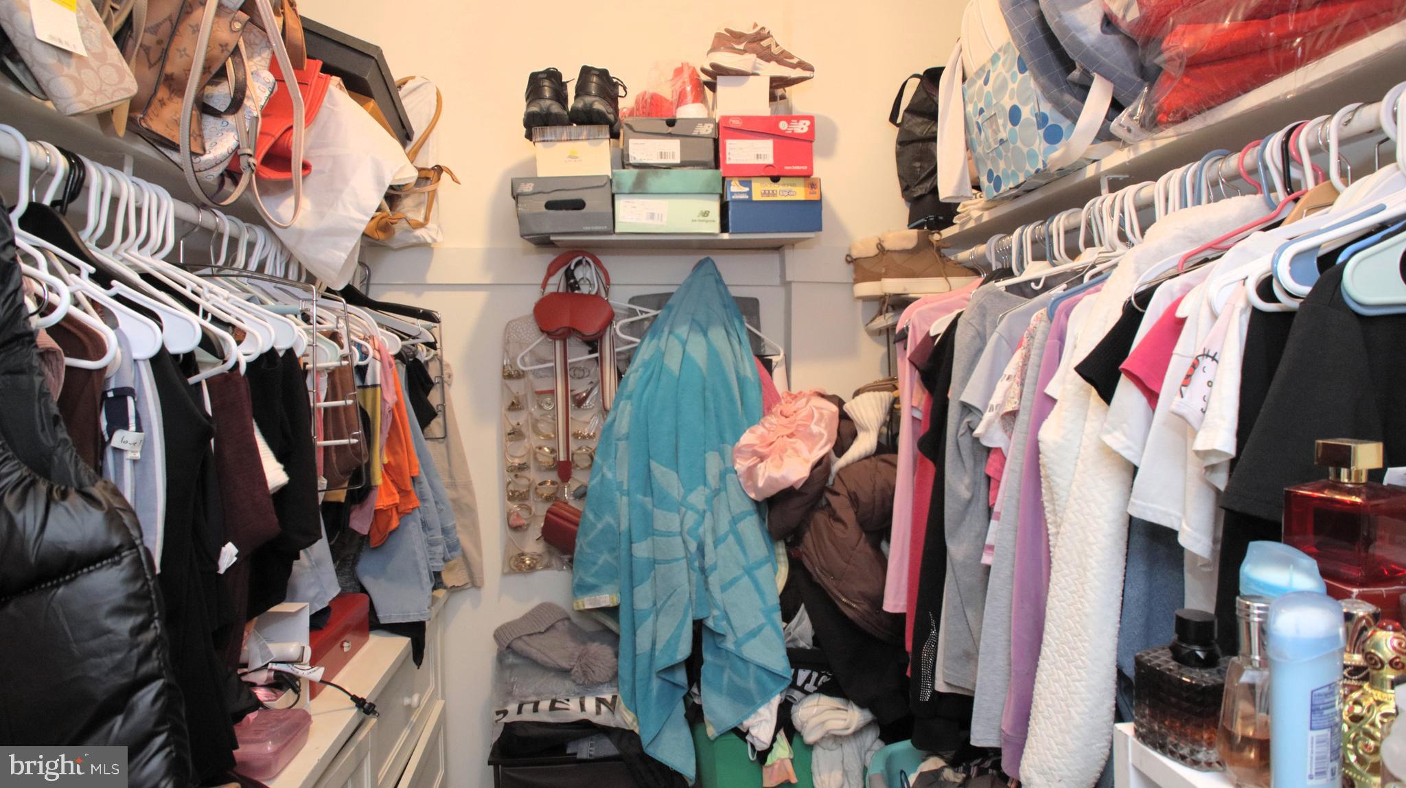 MONTPELIER VILLAGE - Residential