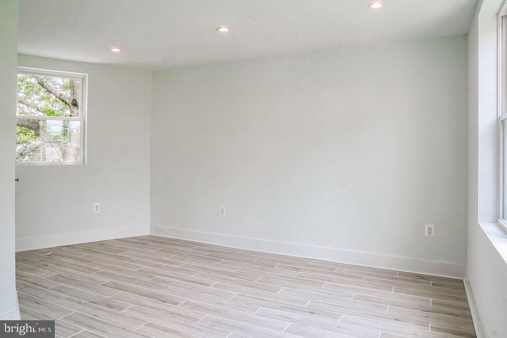 16TH STREET HEIGHTS - Residential Lease