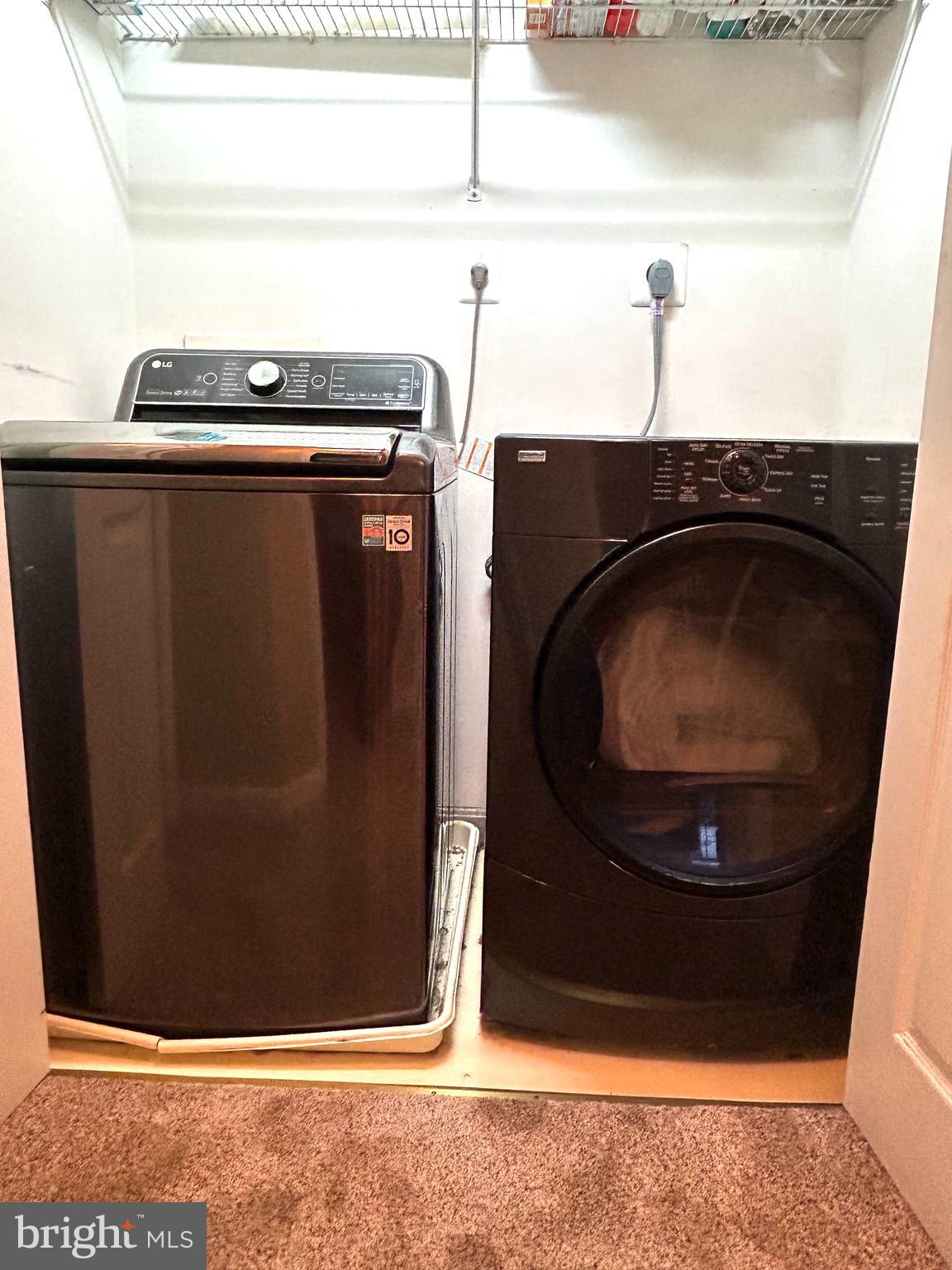 ASHBURN VILLAGE - Residential Lease