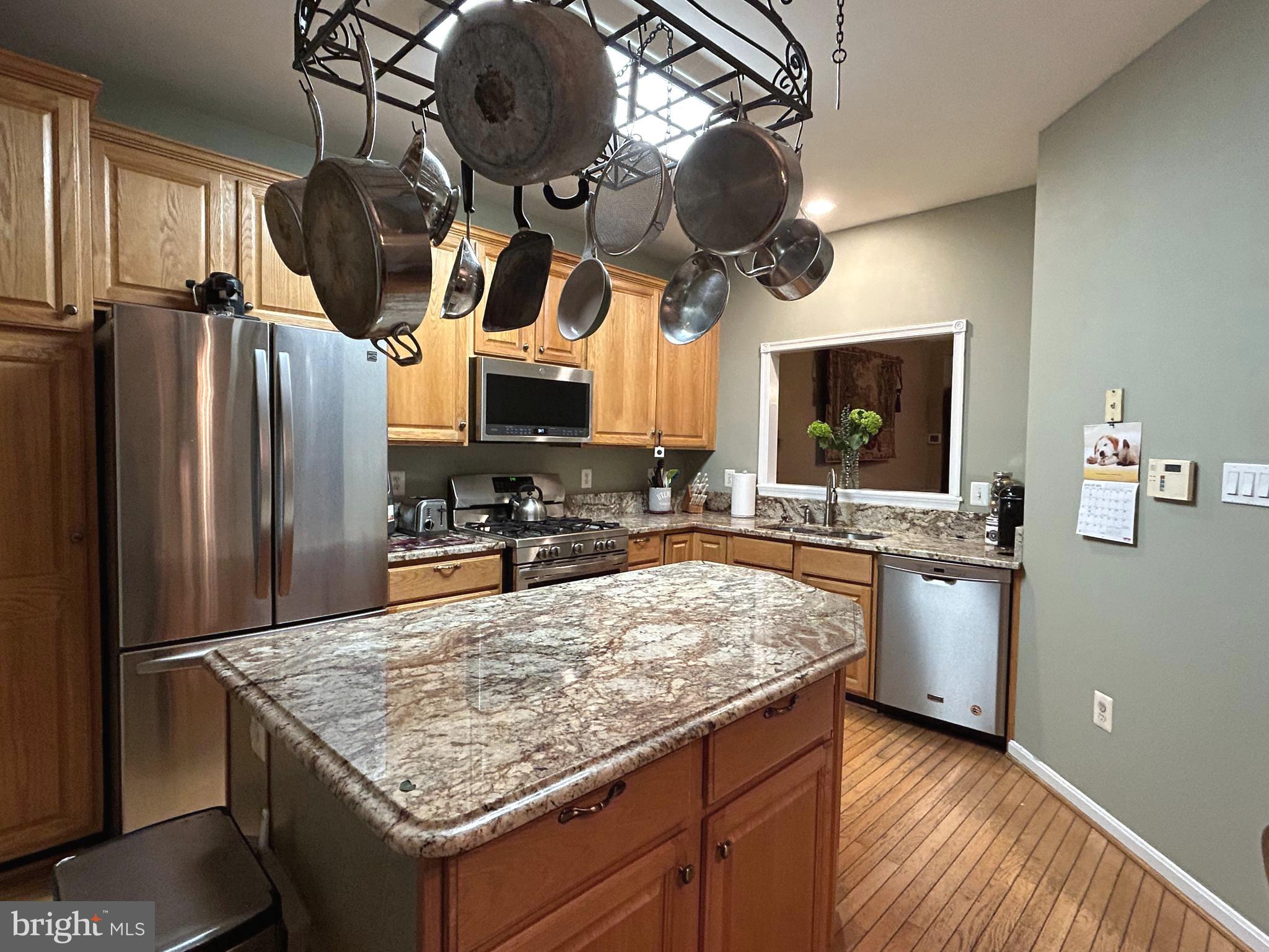 ASHBURN VILLAGE - Residential Lease