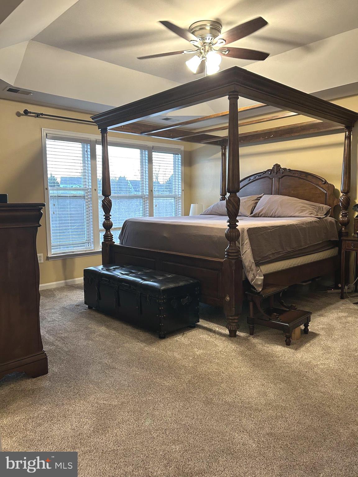 ASHBURN VILLAGE - Residential Lease