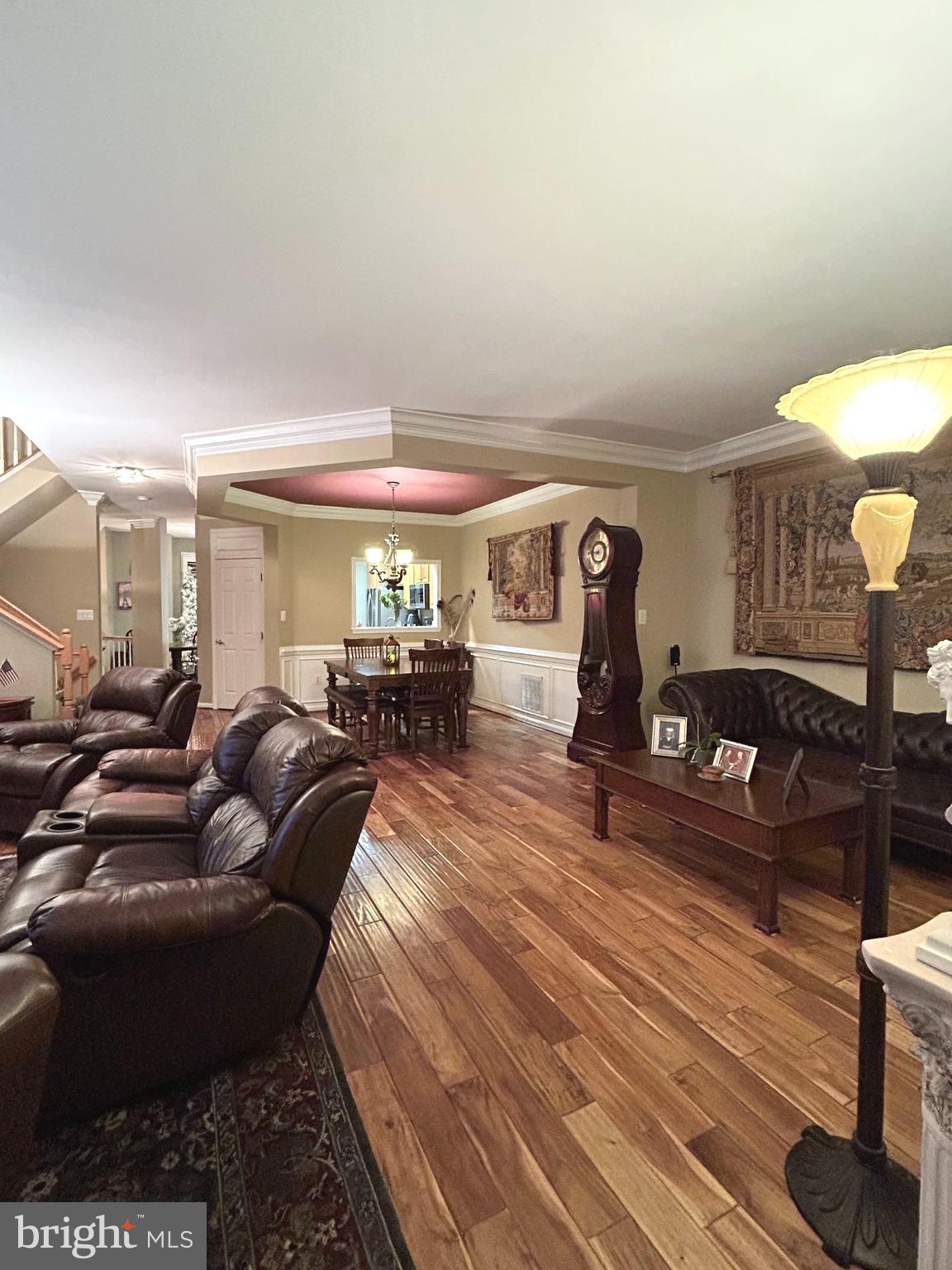 ASHBURN VILLAGE - Residential Lease