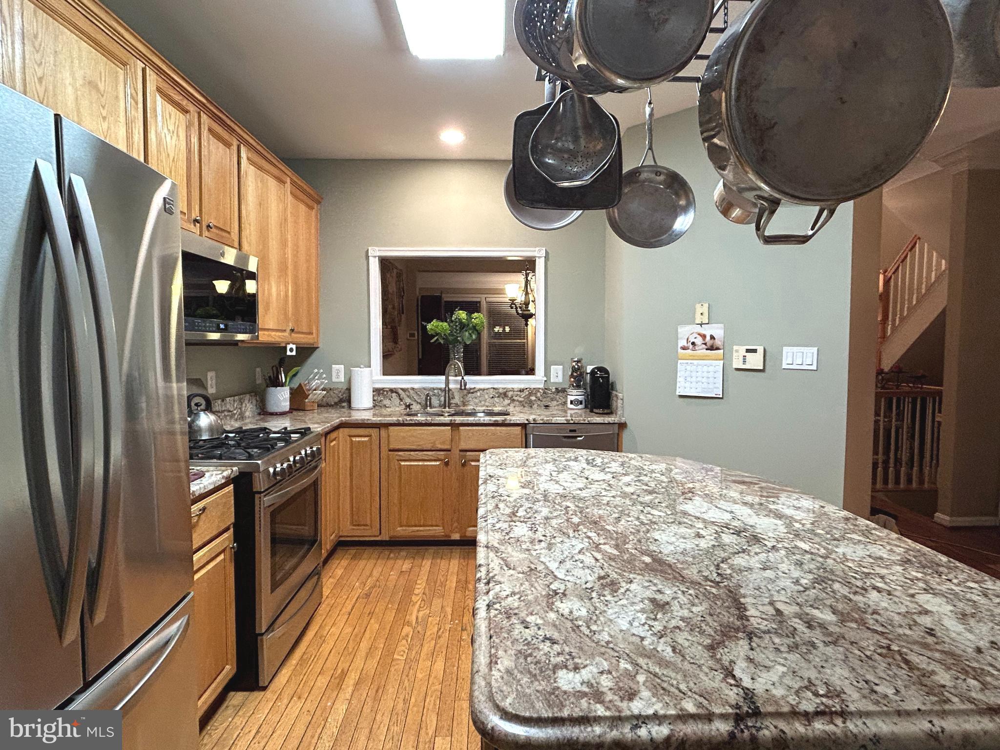 ASHBURN VILLAGE - Residential Lease