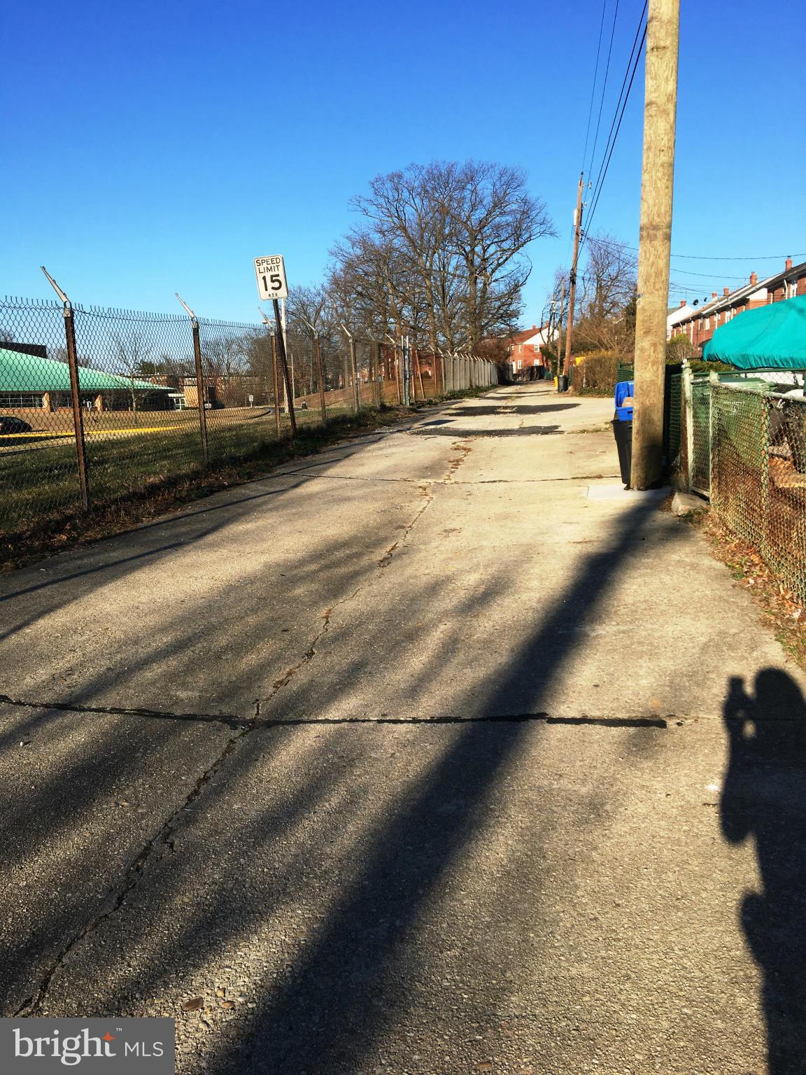 IDLEWOOD - Residential